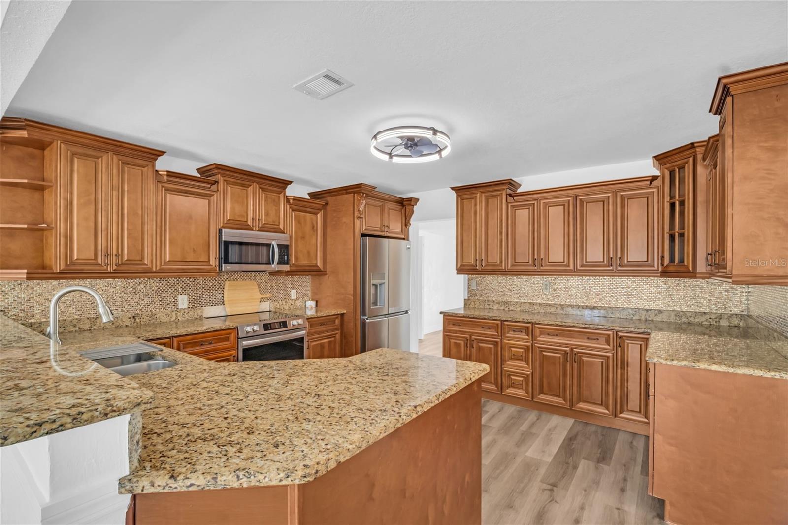 Image 9 of 50 For 4767 26th Avenue N