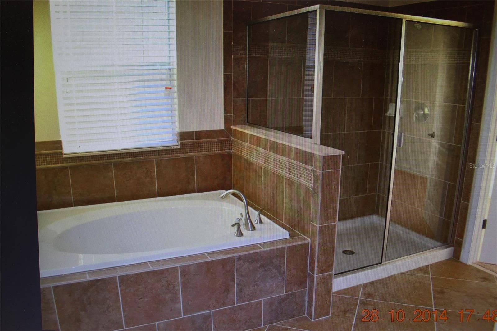 Image 7 of 8 For 19347 Paddock View Drive