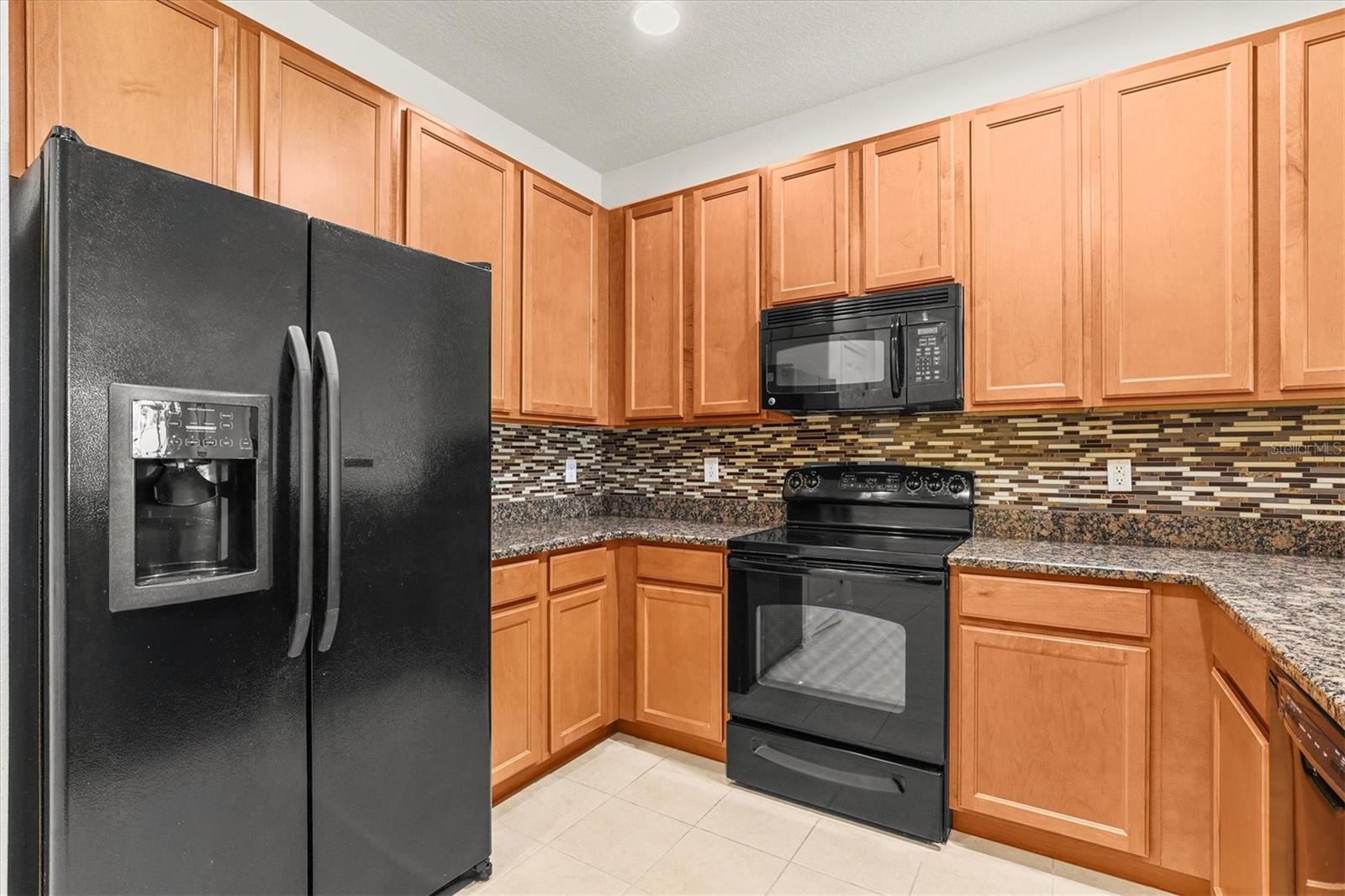 Listing photo id 12 for 2334 Barracuda Court