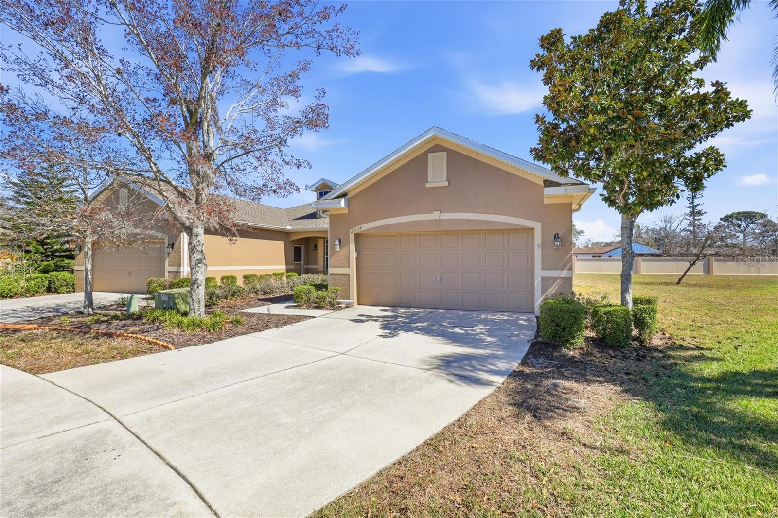 Listing photo id 1 for 2334 Barracuda Court