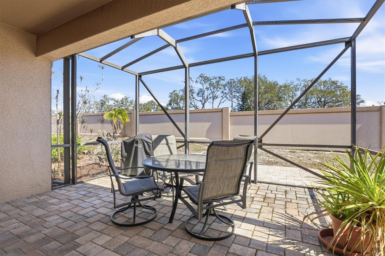 Listing photo id 30 for 2334 Barracuda Court