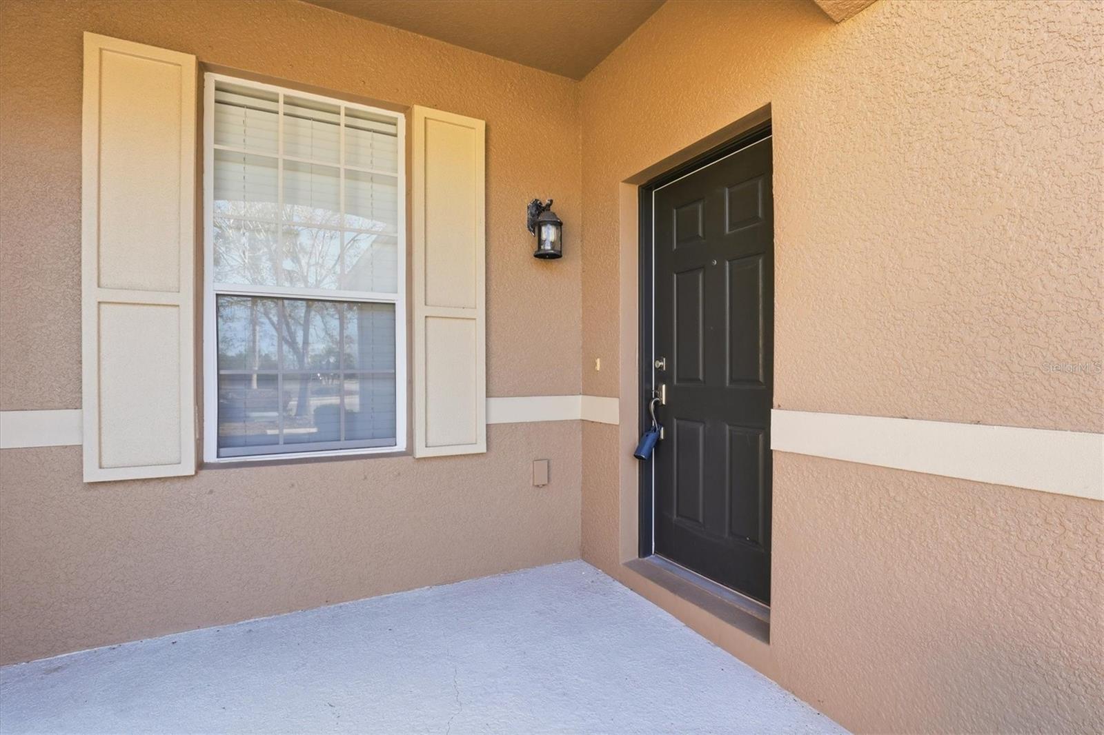 Listing photo id 3 for 2334 Barracuda Court