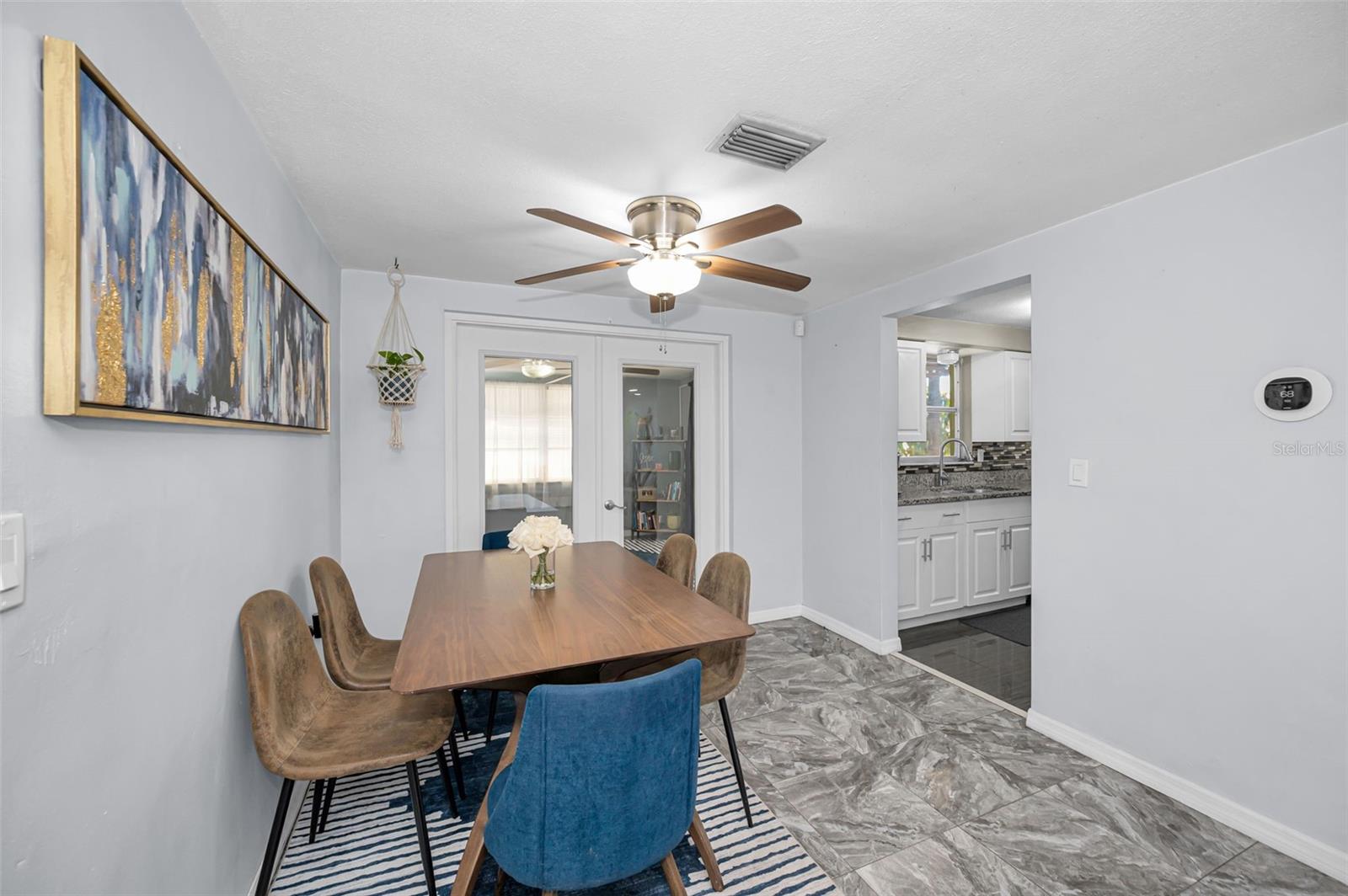 Image 14 of 59 For 5506 Casino Drive