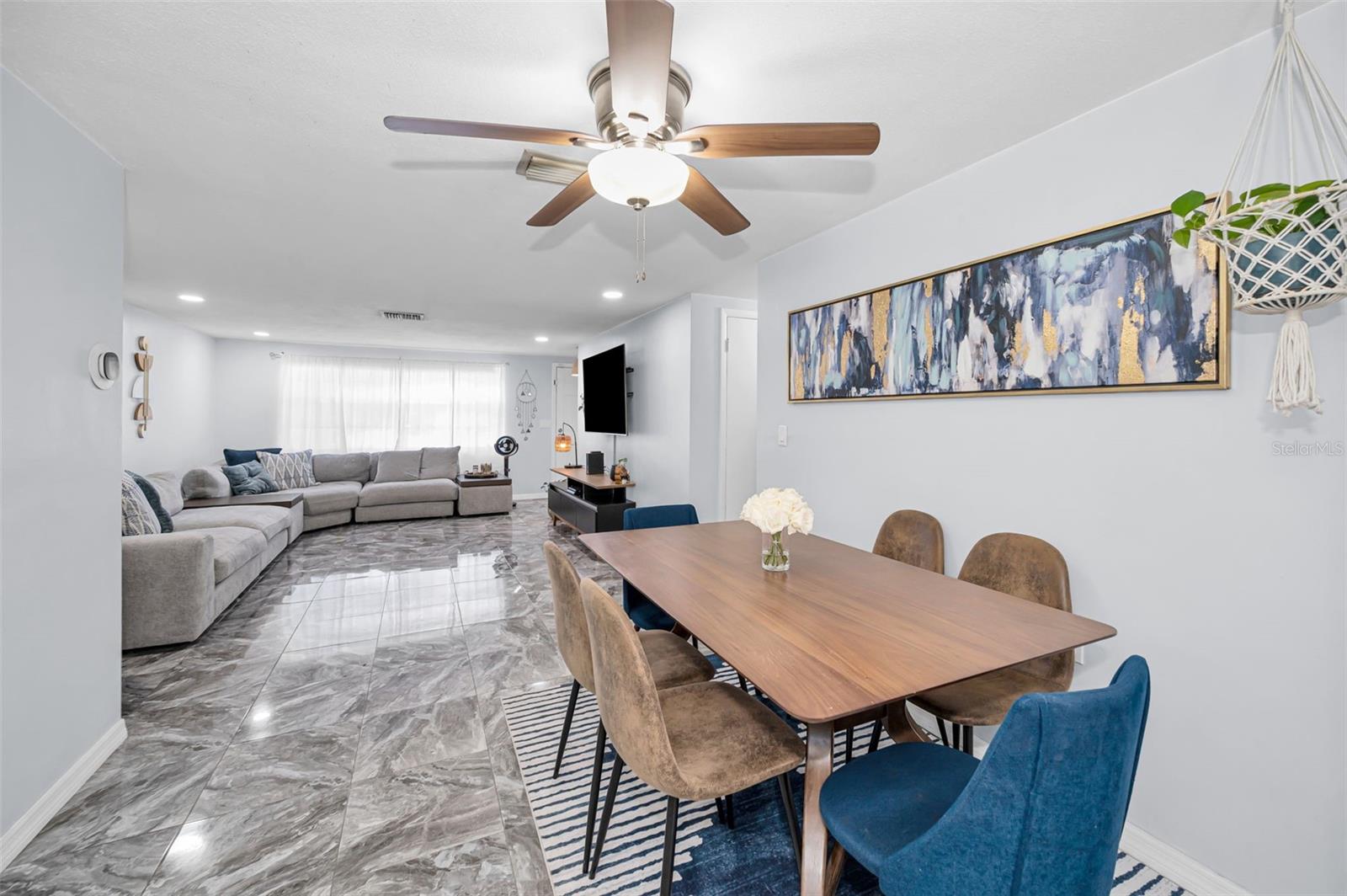 Image 17 of 59 For 5506 Casino Drive