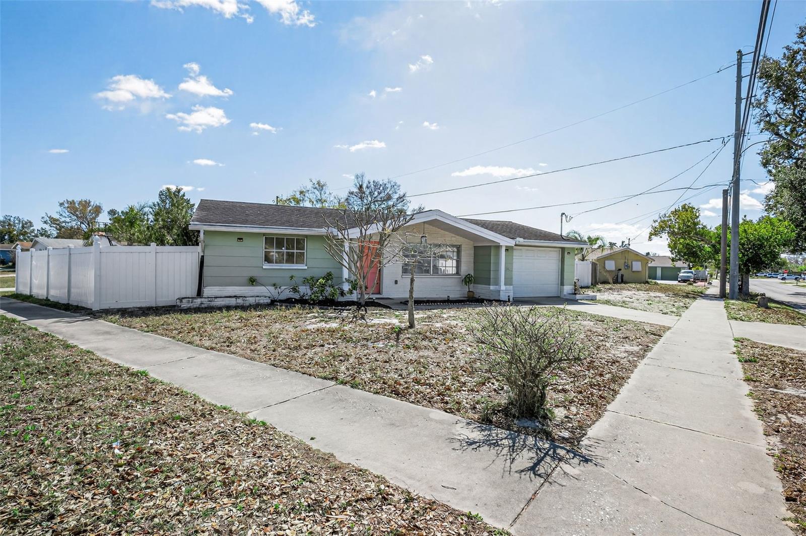 Image 4 of 59 For 5506 Casino Drive