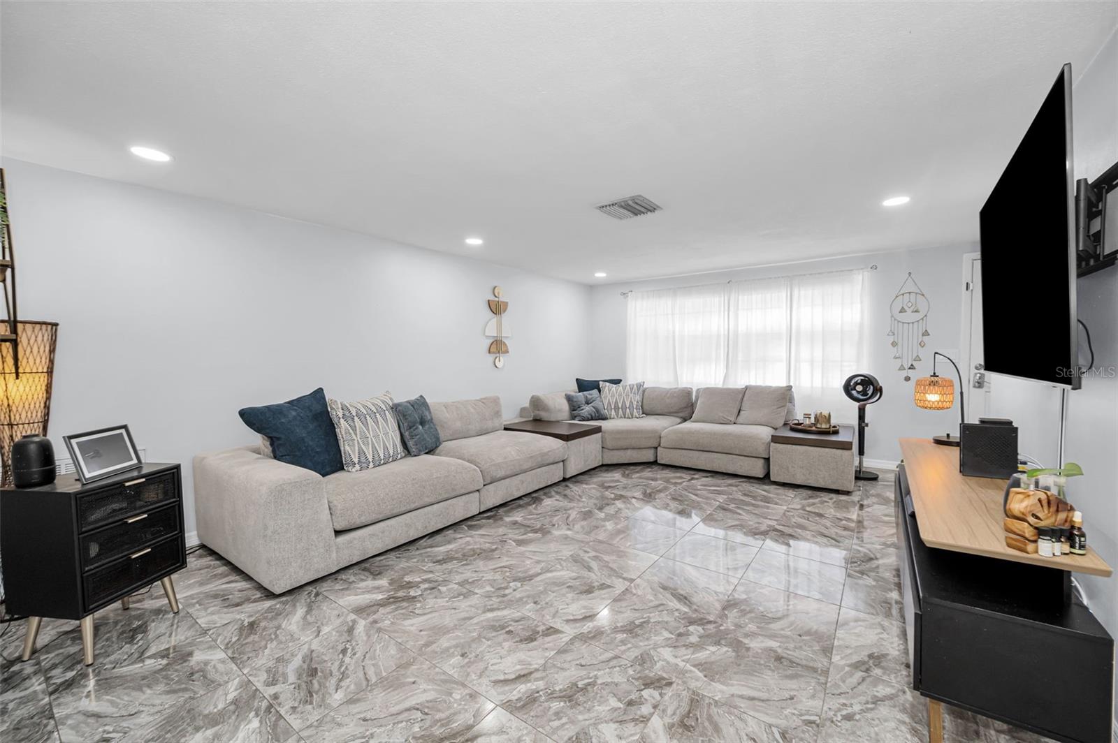 Image 9 of 59 For 5506 Casino Drive