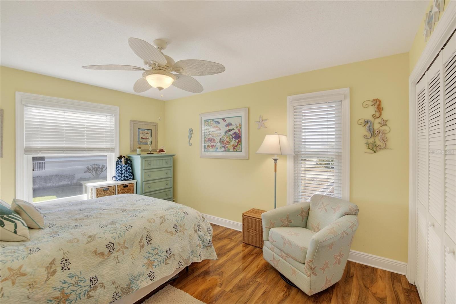 Listing photo id 13 for 6331 Lonnie Lee Lane