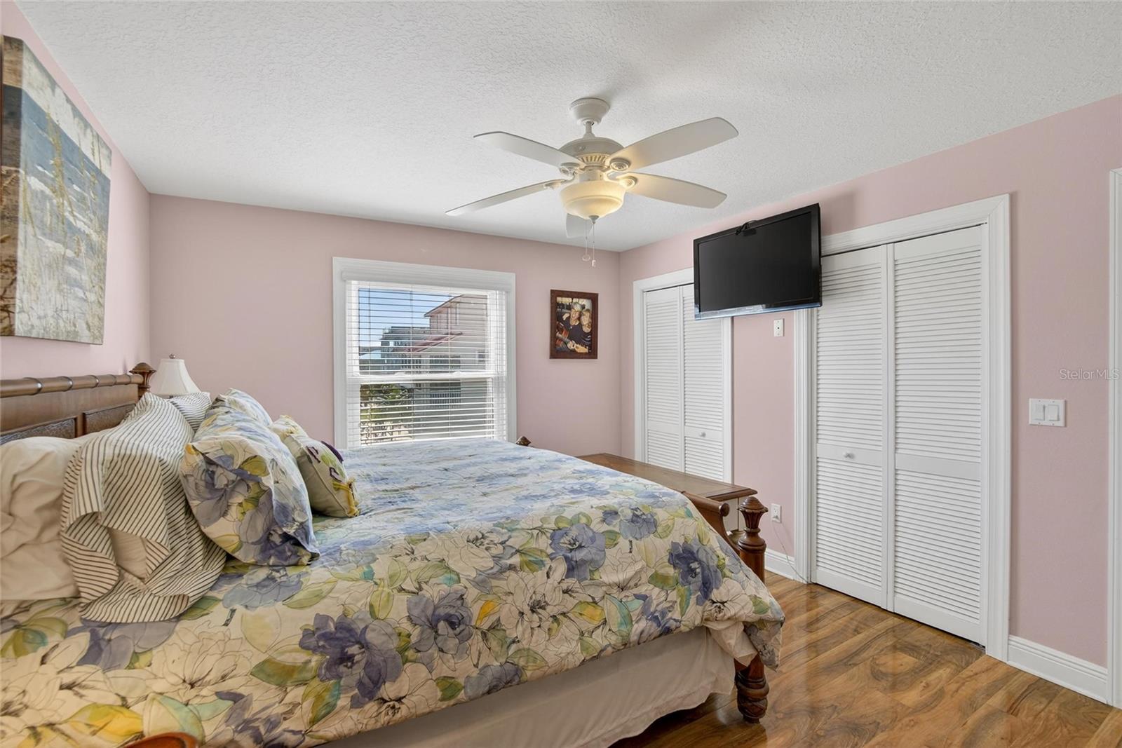 Listing photo id 16 for 6331 Lonnie Lee Lane