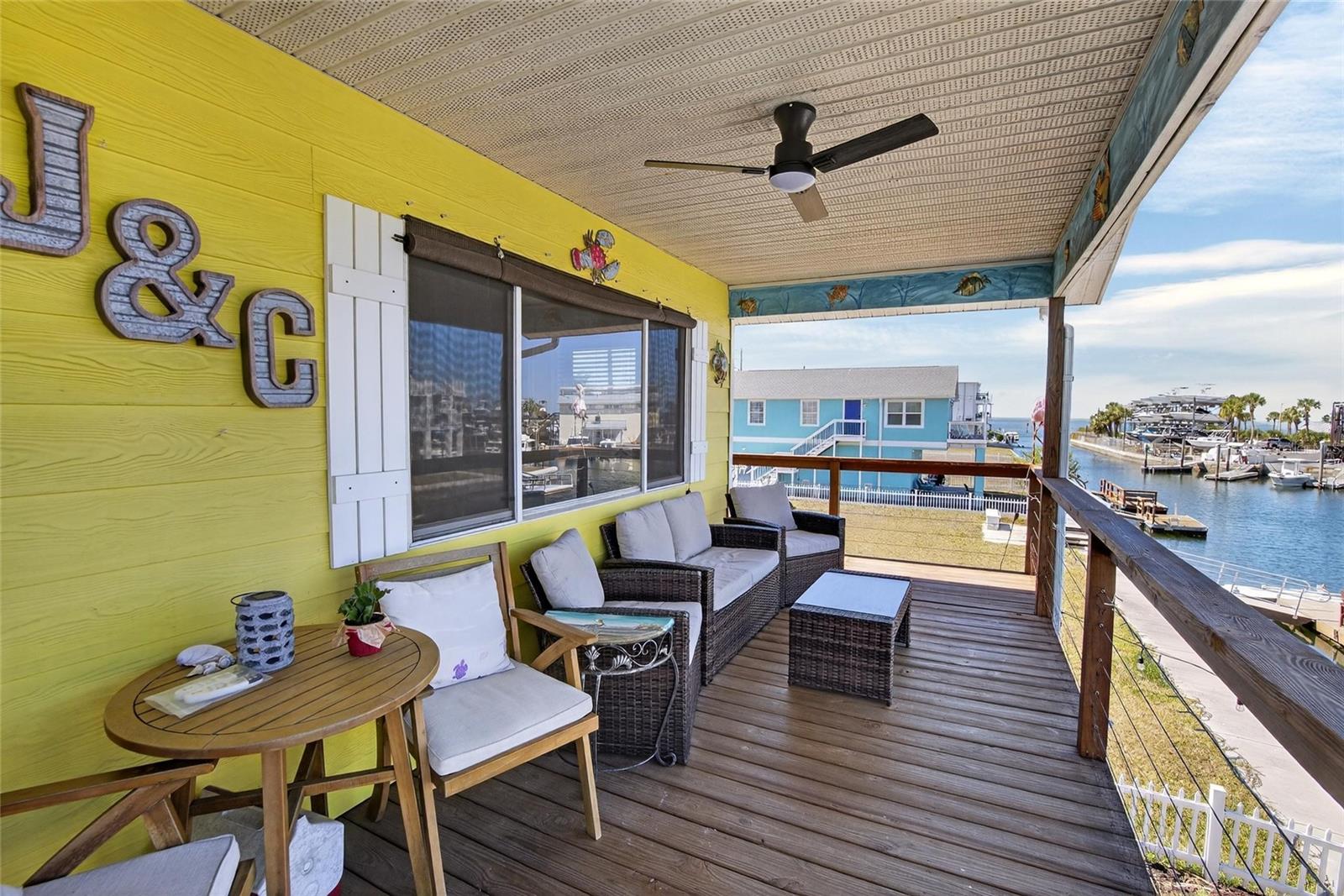 Listing photo id 24 for 6331 Lonnie Lee Lane