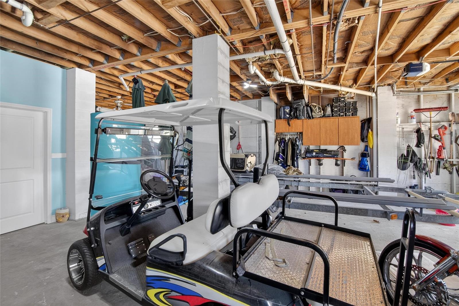 Listing photo id 32 for 6331 Lonnie Lee Lane