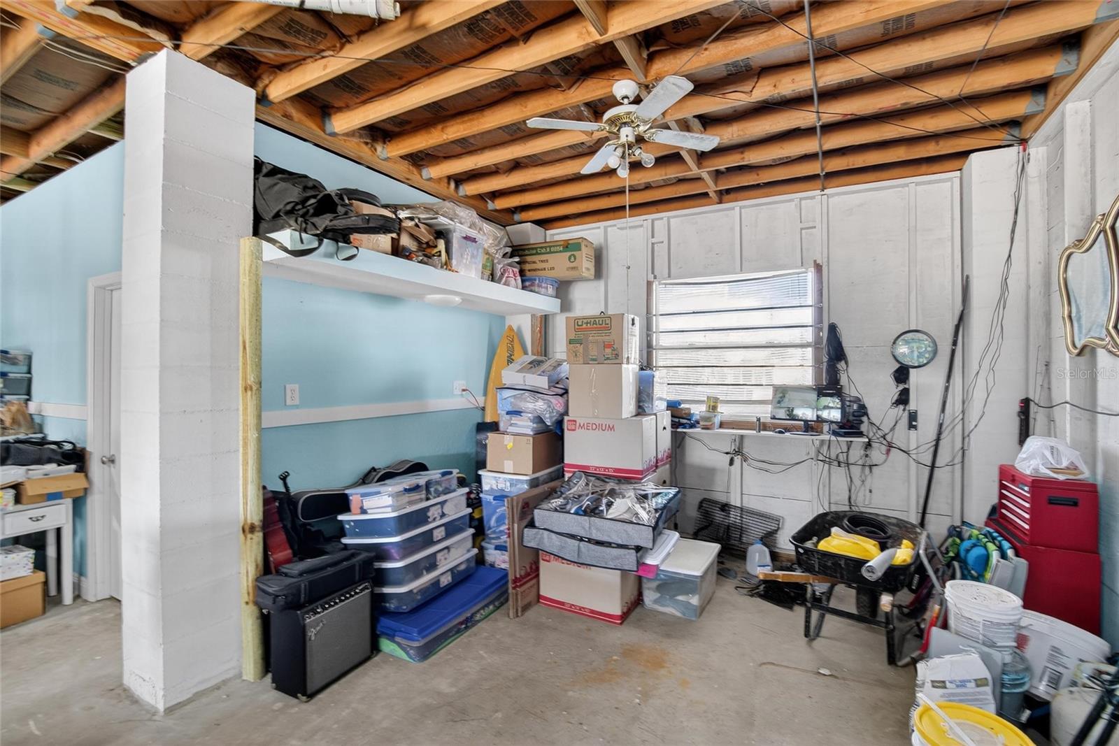 Listing photo id 33 for 6331 Lonnie Lee Lane