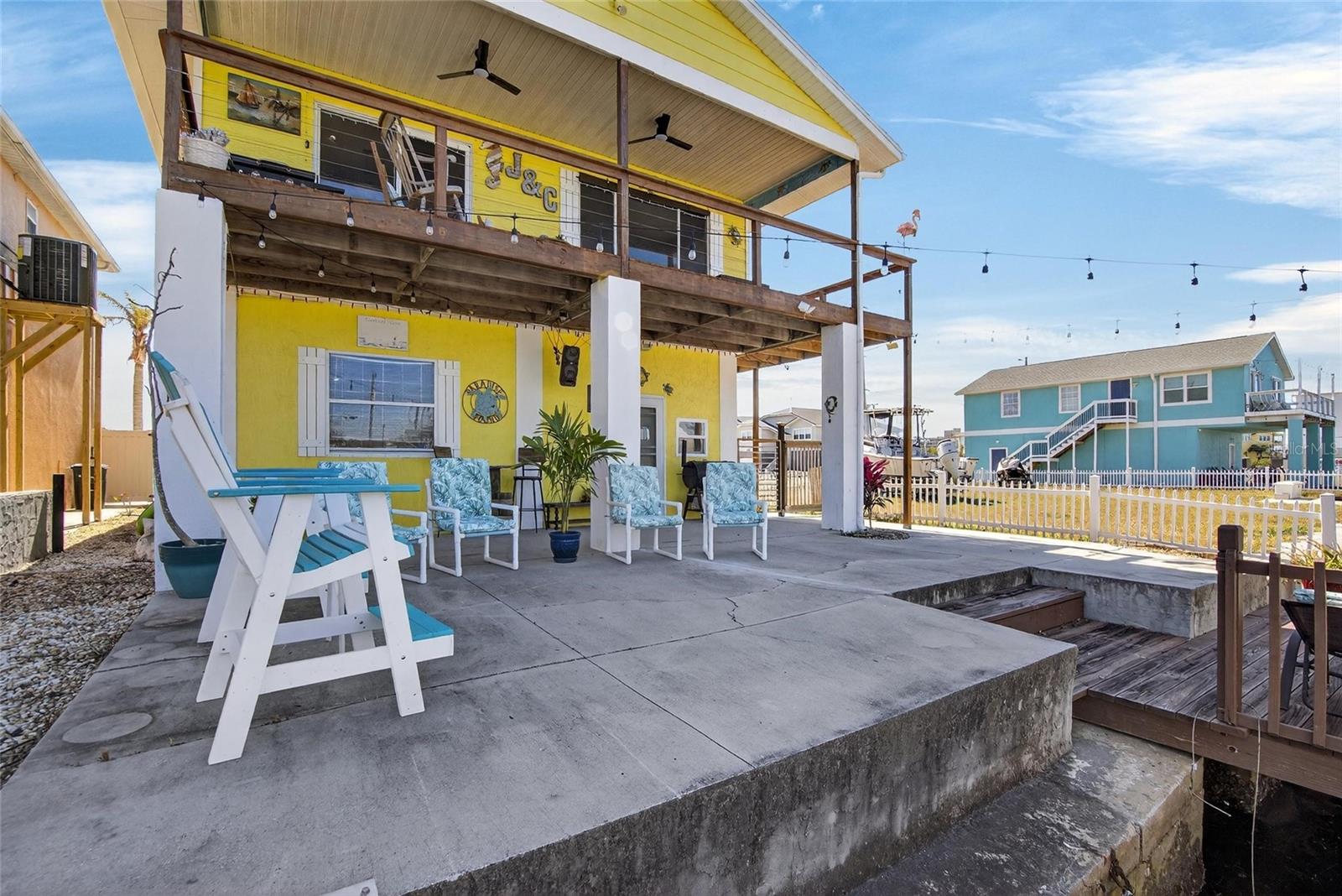 Listing photo id 42 for 6331 Lonnie Lee Lane