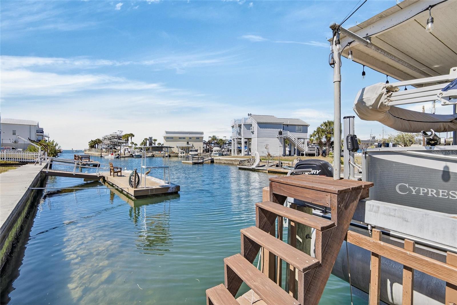 Listing photo id 44 for 6331 Lonnie Lee Lane