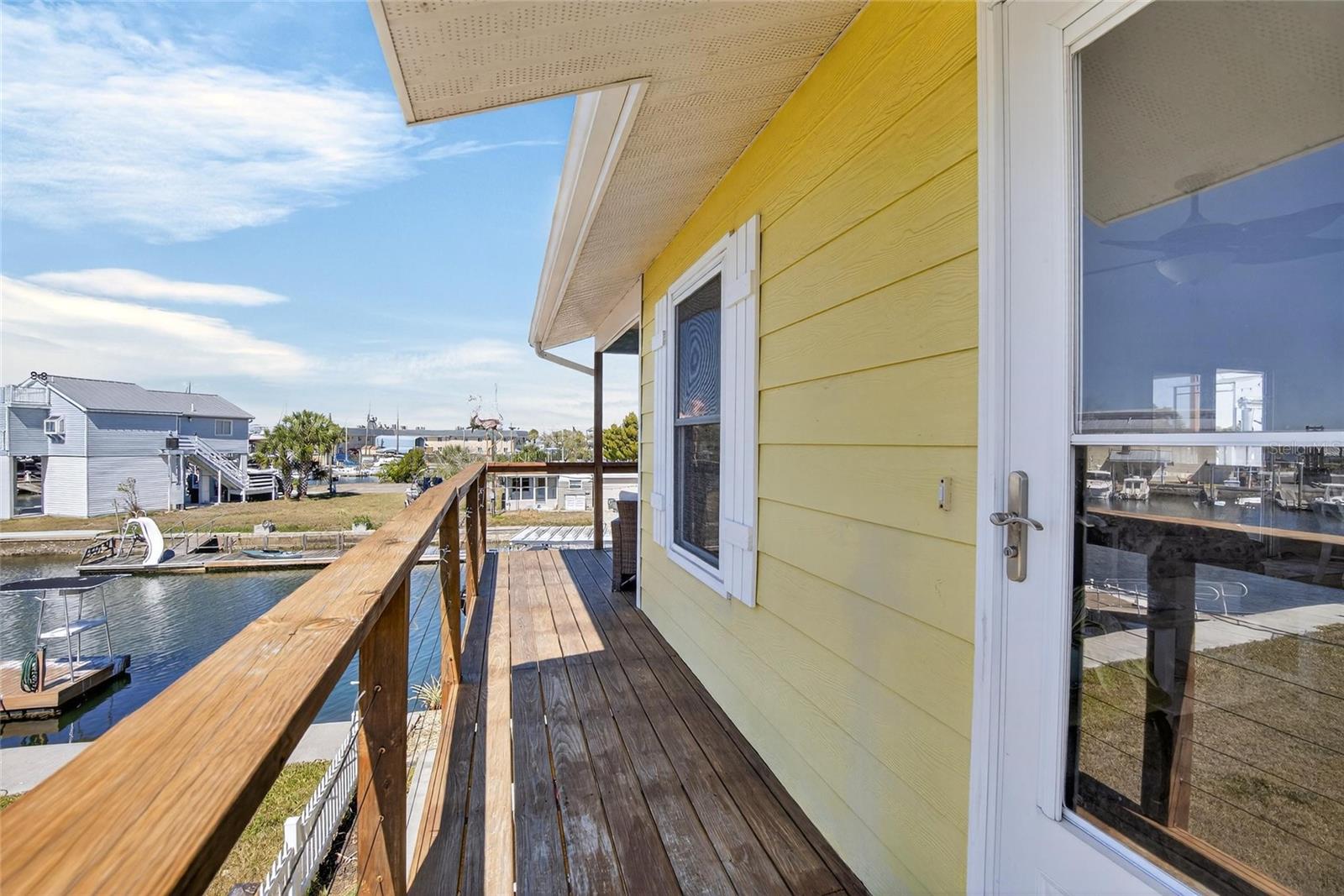 Listing photo id 49 for 6331 Lonnie Lee Lane