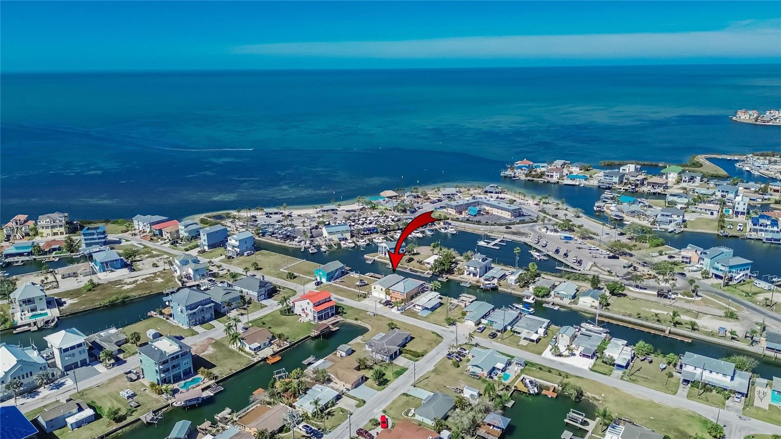 Listing photo id 53 for 6331 Lonnie Lee Lane