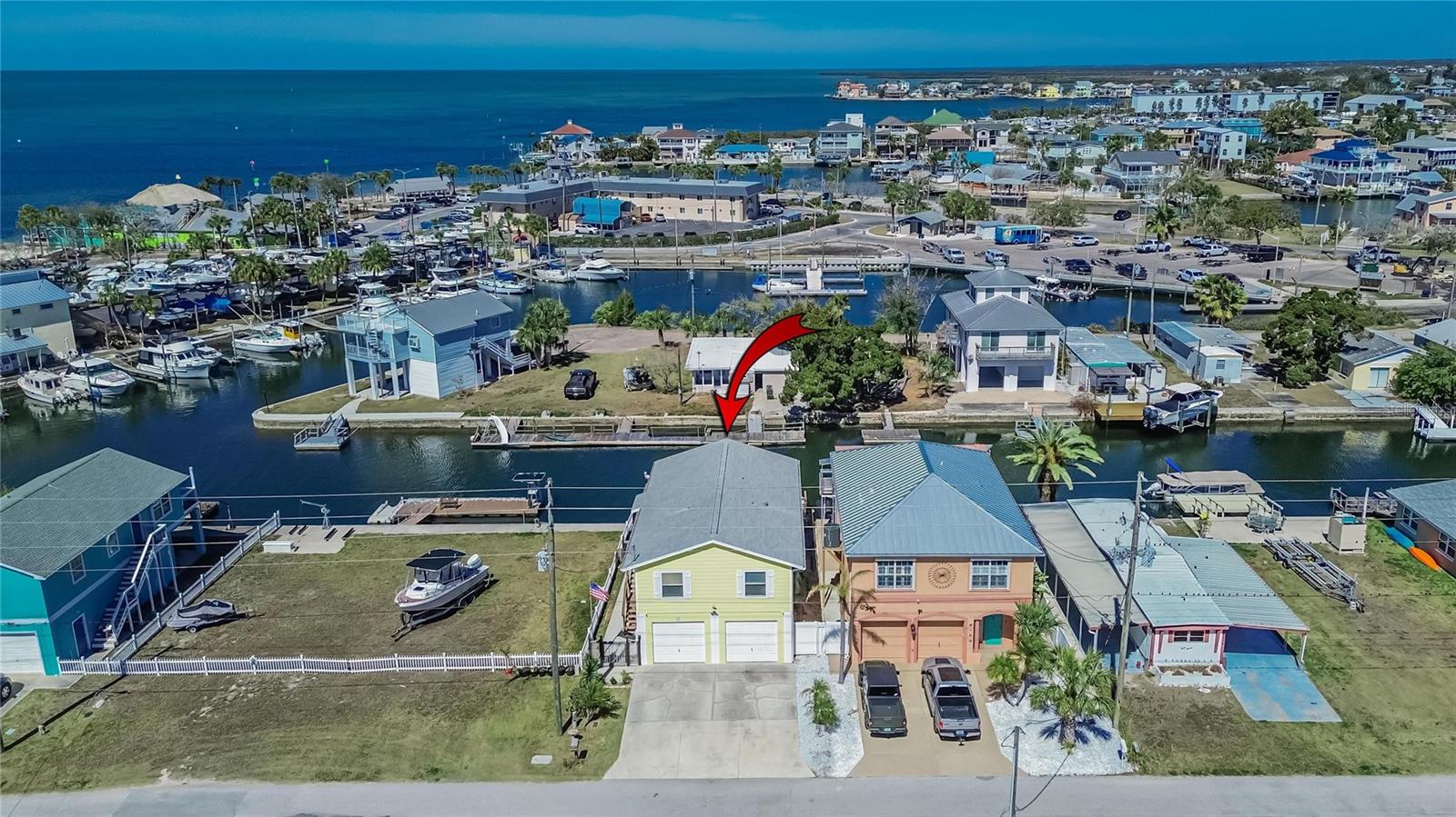 Listing photo id 56 for 6331 Lonnie Lee Lane