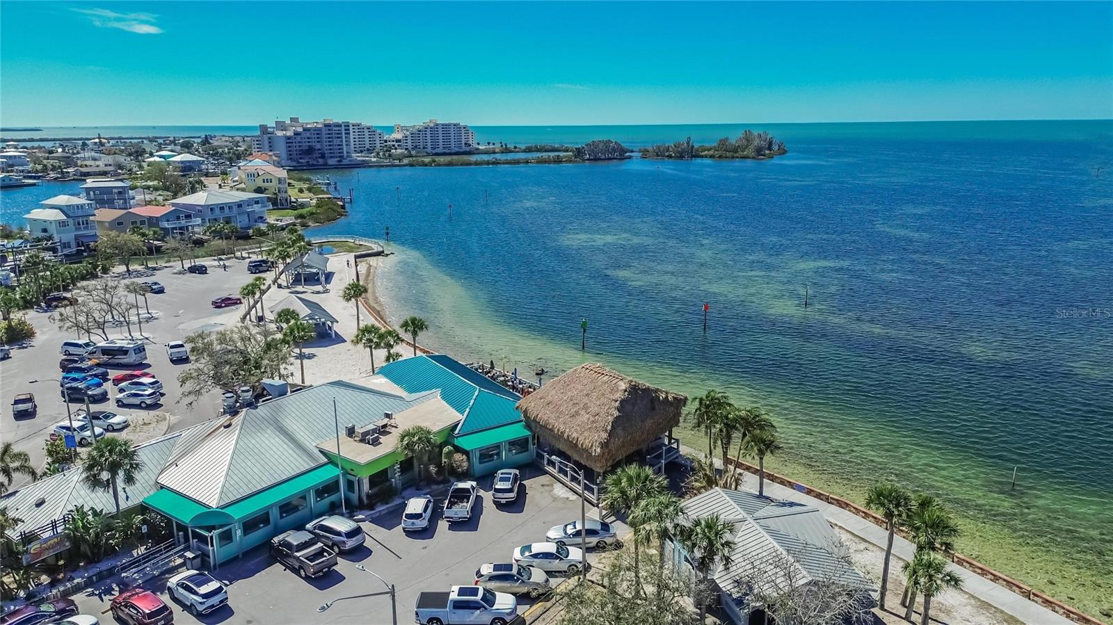 Listing photo id 65 for 6331 Lonnie Lee Lane