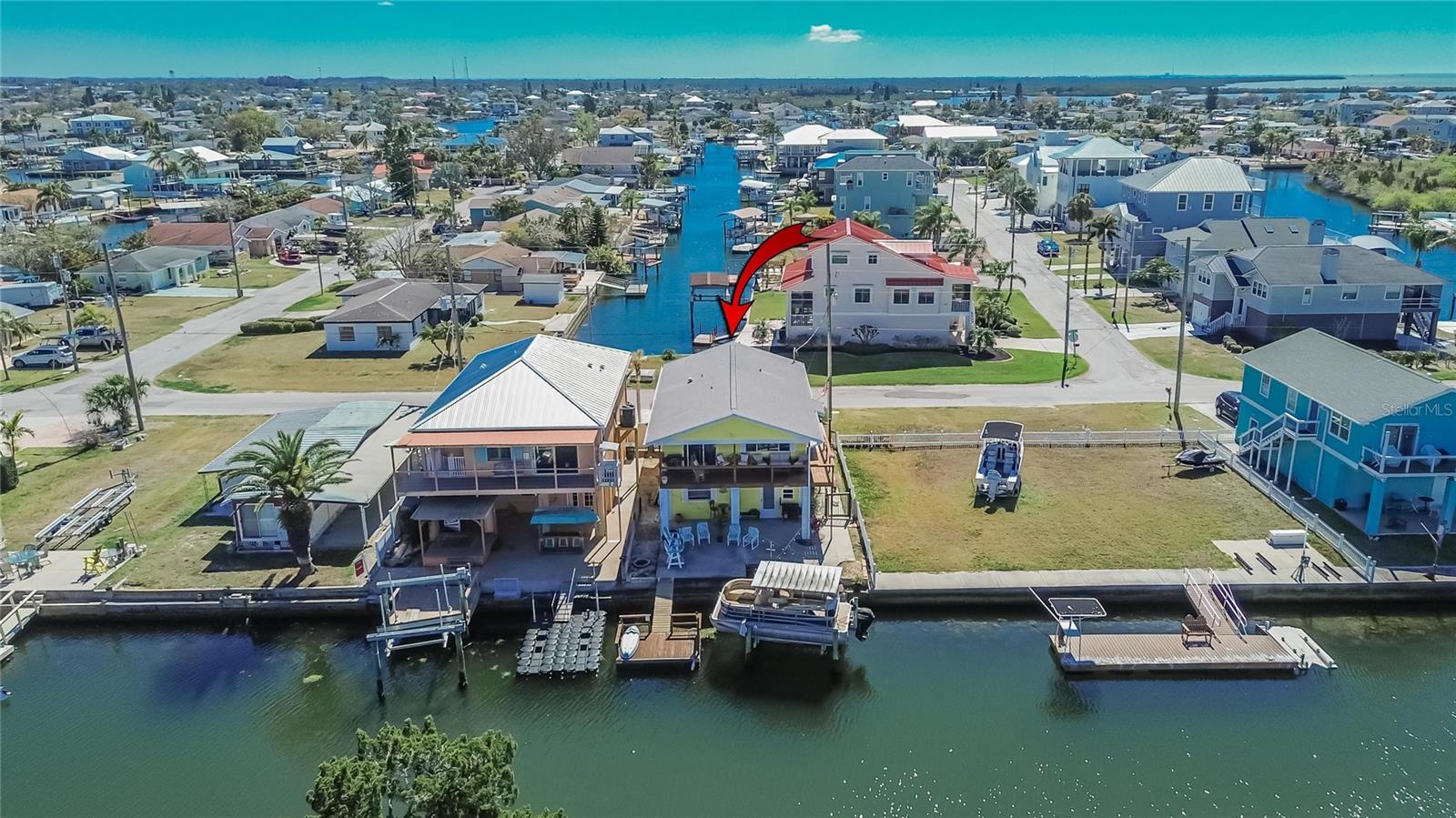 Listing photo id 69 for 6331 Lonnie Lee Lane