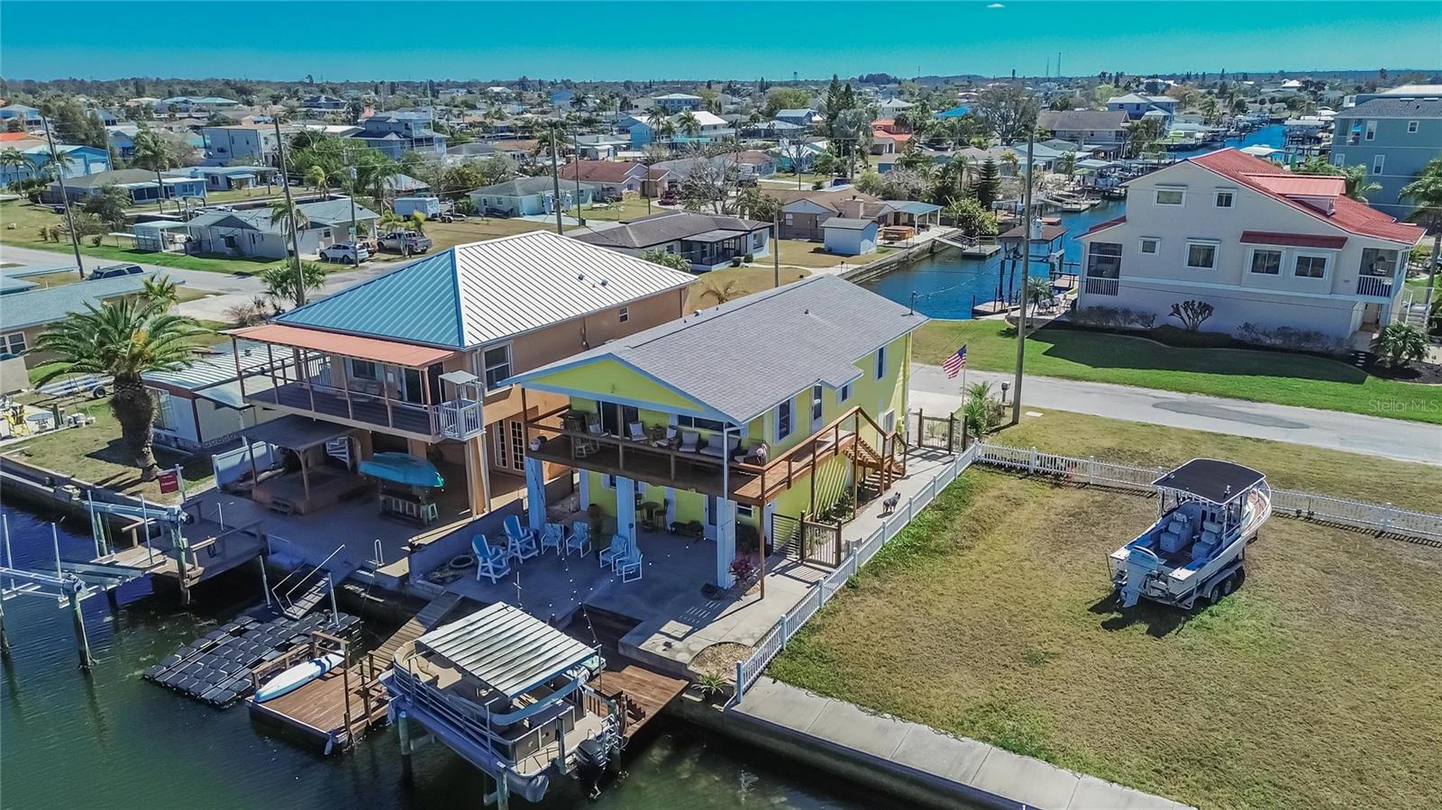 Listing photo id 70 for 6331 Lonnie Lee Lane