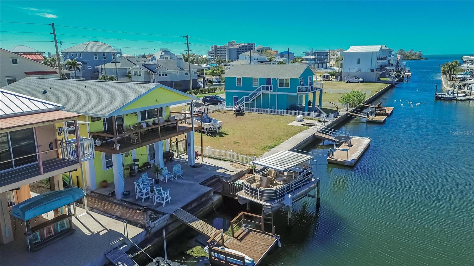 Listing photo id 73 for 6331 Lonnie Lee Lane