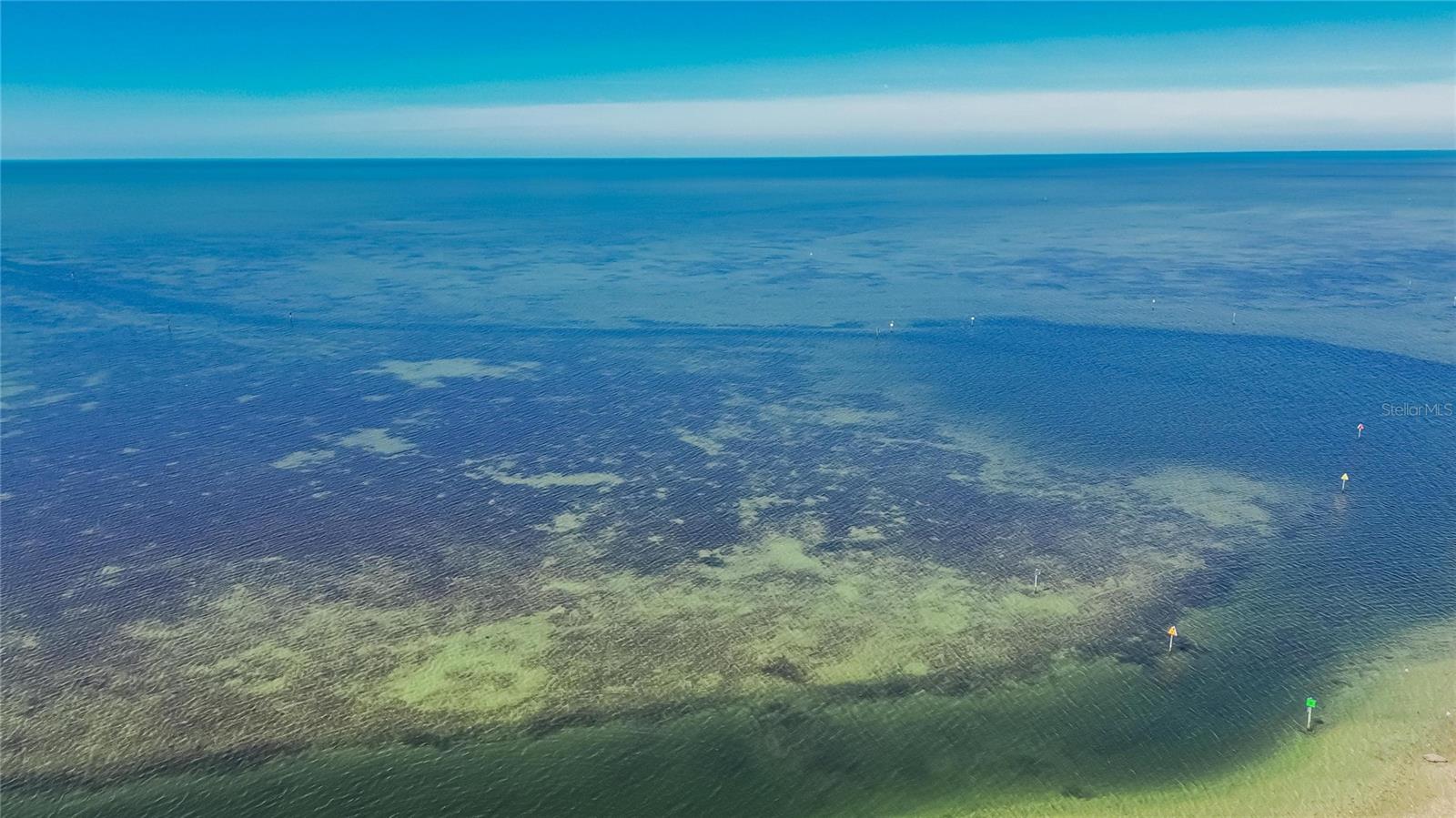 Listing photo id 79 for 6331 Lonnie Lee Lane