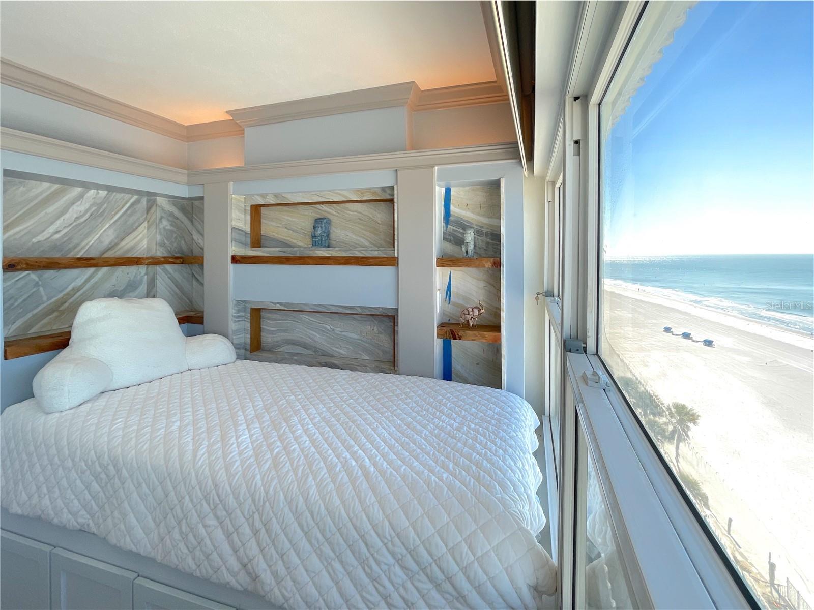 Image 24 of 44 For 17400 Gulf Boulevard B8