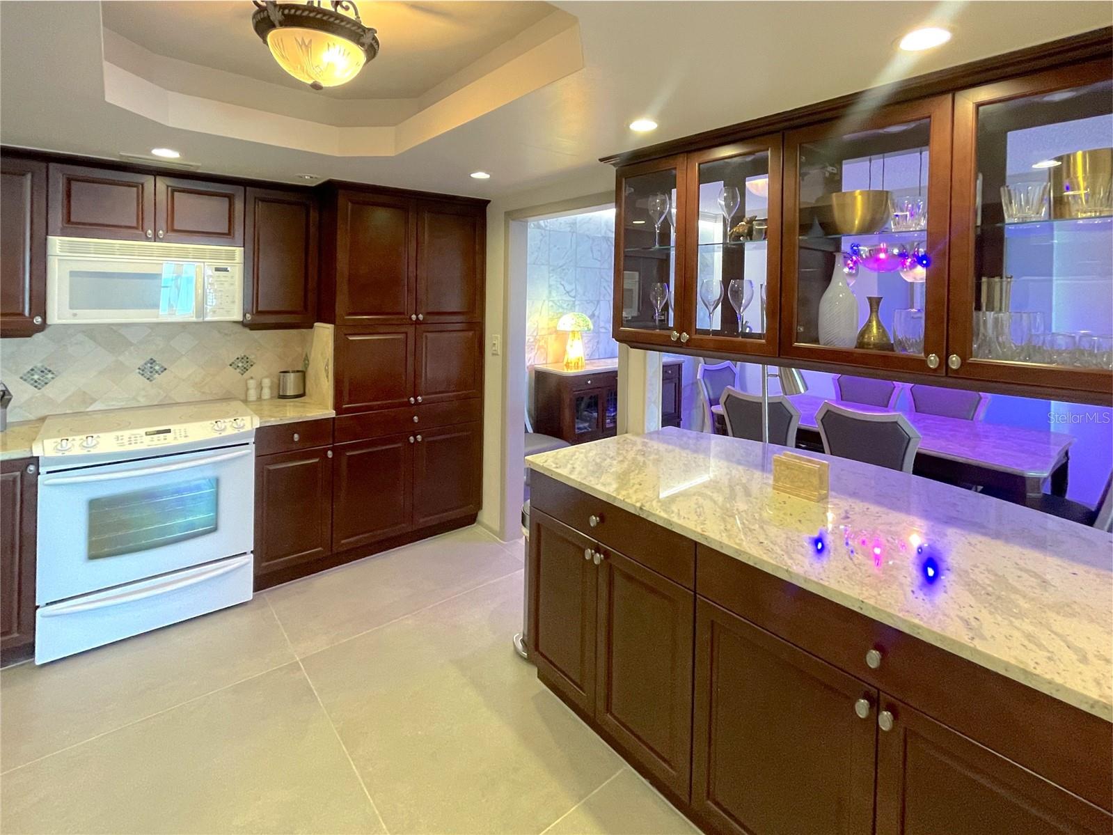 Image 29 of 44 For 17400 Gulf Boulevard B8