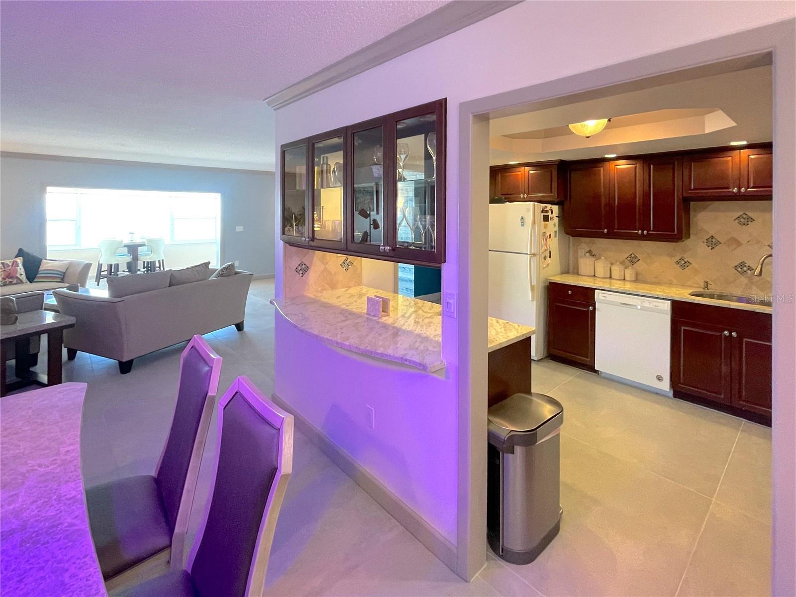 Image 7 of 44 For 17400 Gulf Boulevard B8