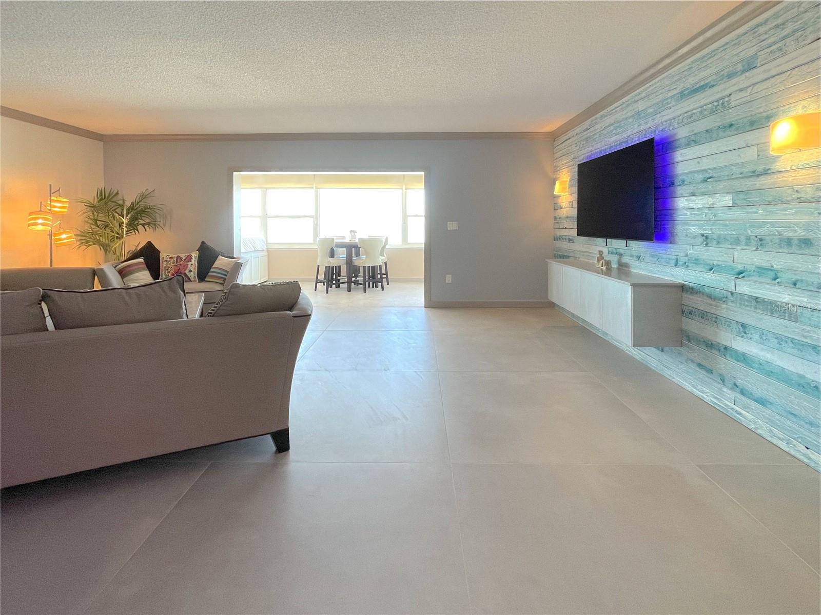 Image 8 of 44 For 17400 Gulf Boulevard B8