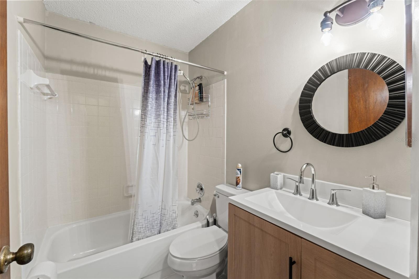 Image 18 of 32 For 520 Silver Course B