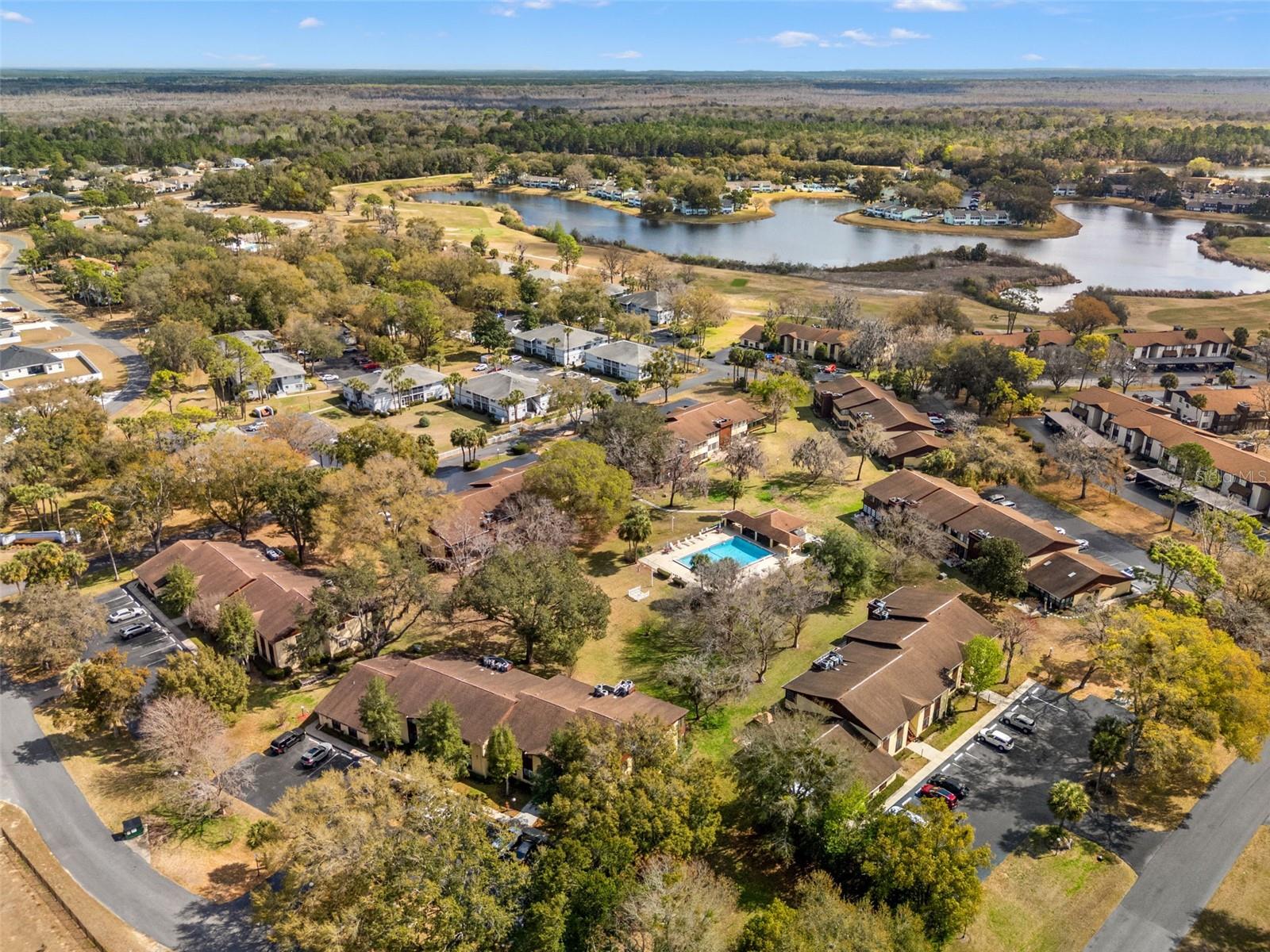 Image 28 of 32 For 520 Silver Course B