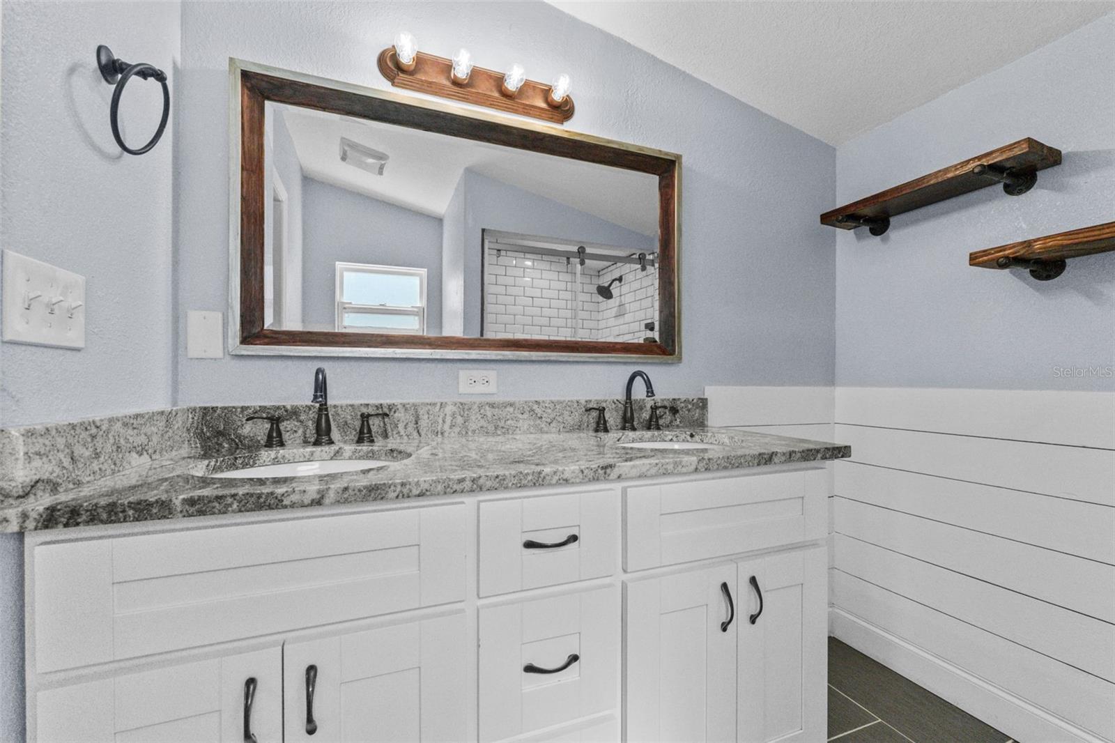 Image 13 of 33 For 3301 12th Street