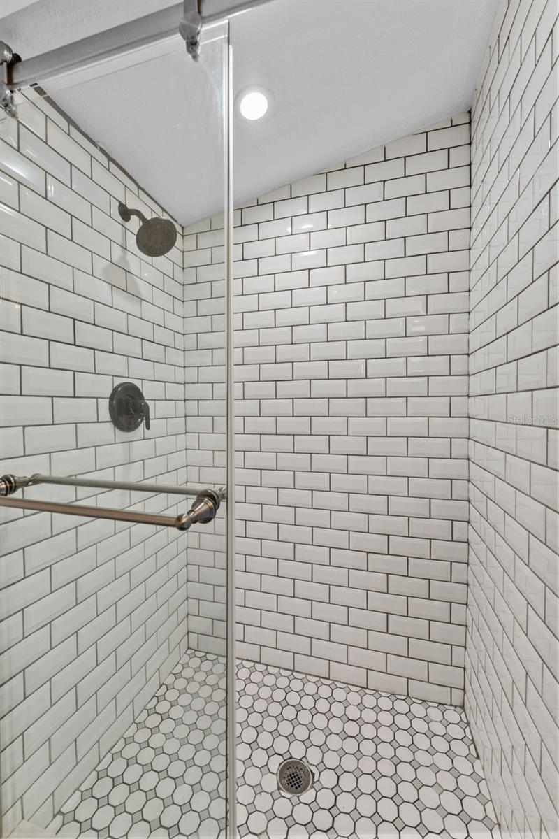 Image 14 of 33 For 3301 12th Street