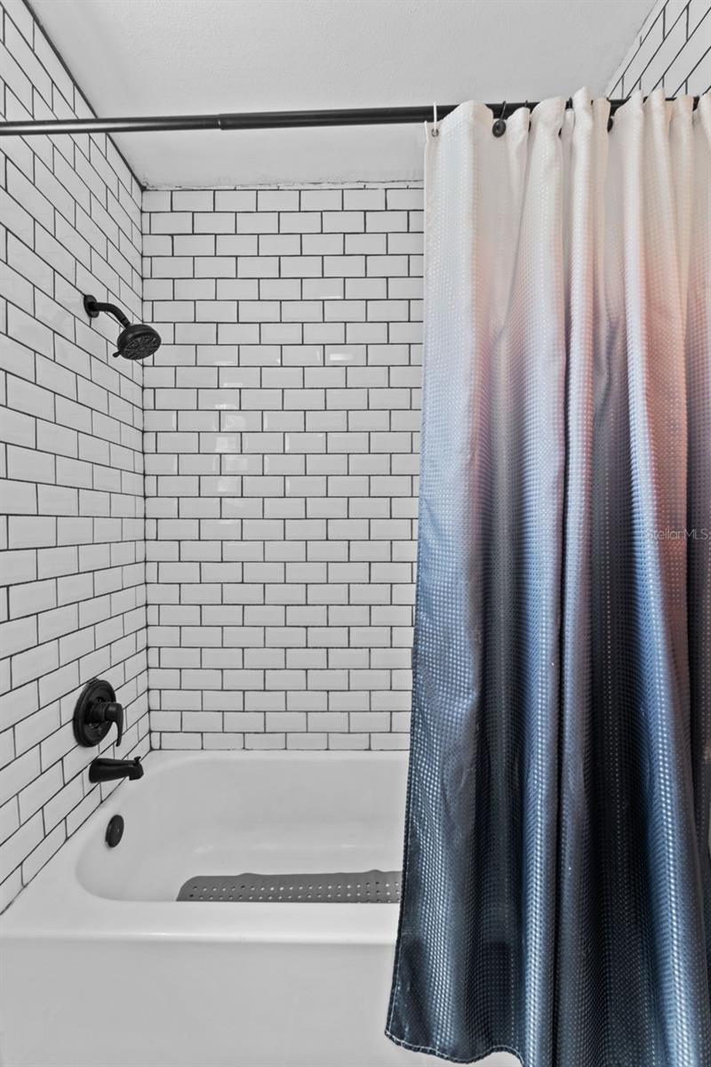 Image 19 of 33 For 3301 12th Street