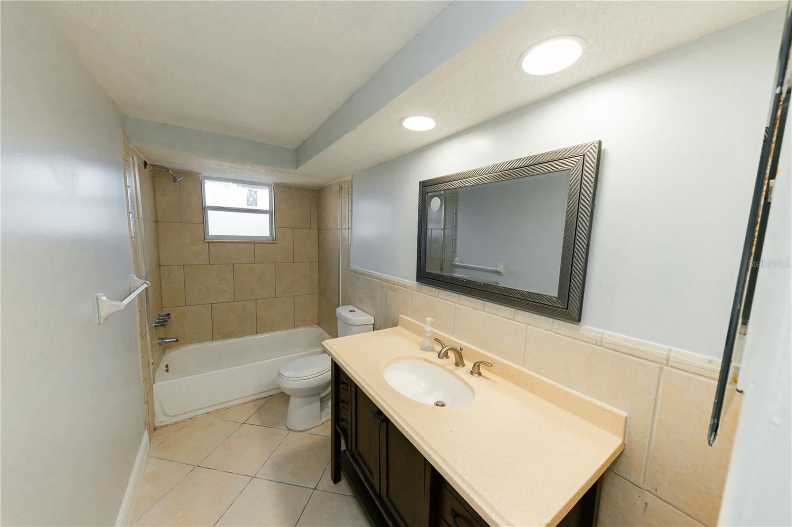 Image 9 of 26 For 7740 Sagebrush Drive