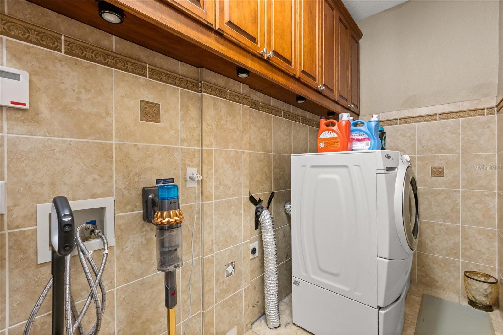 Image 28 of 68 For 2450 Dahlgren Way