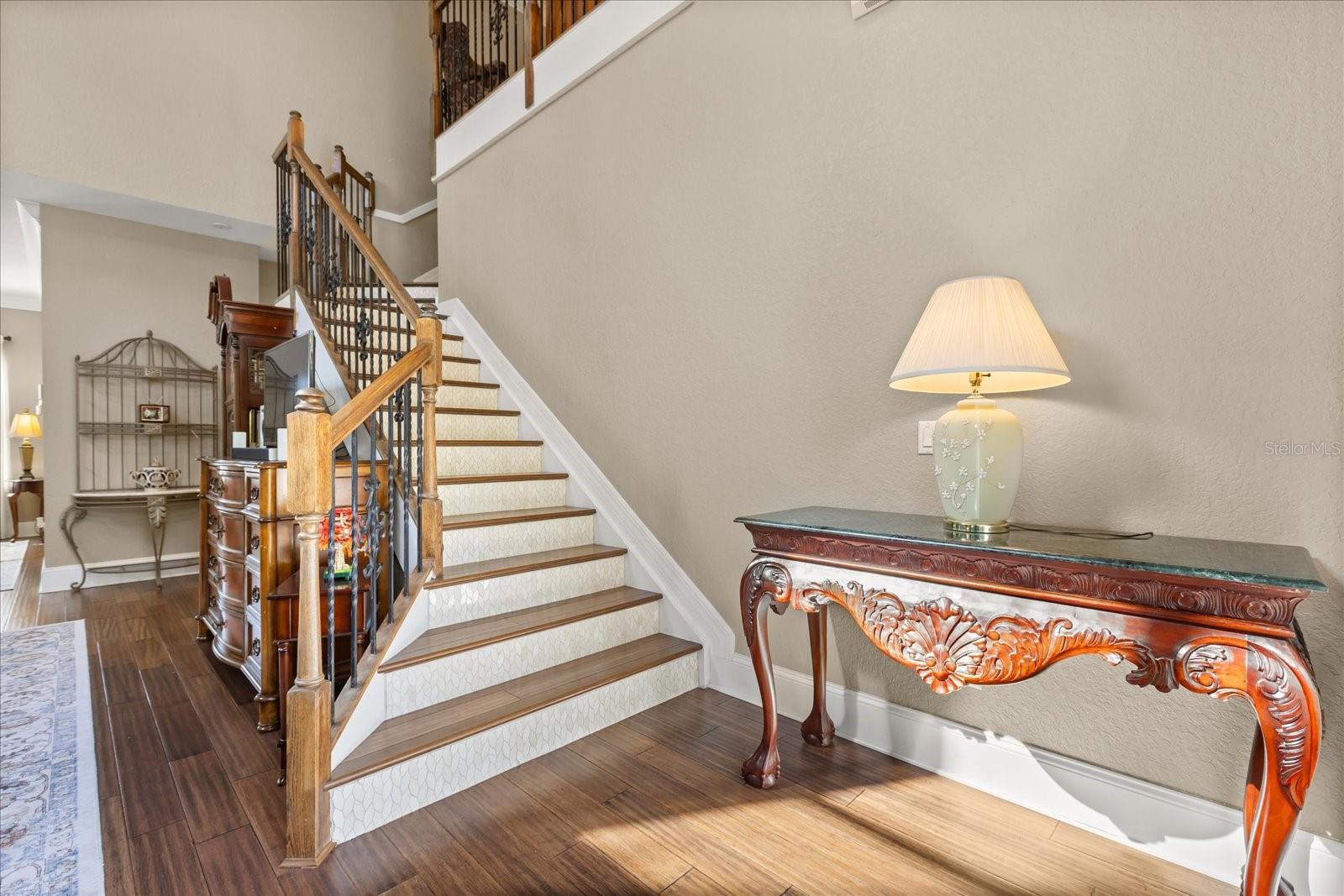 Image 3 of 68 For 2450 Dahlgren Way