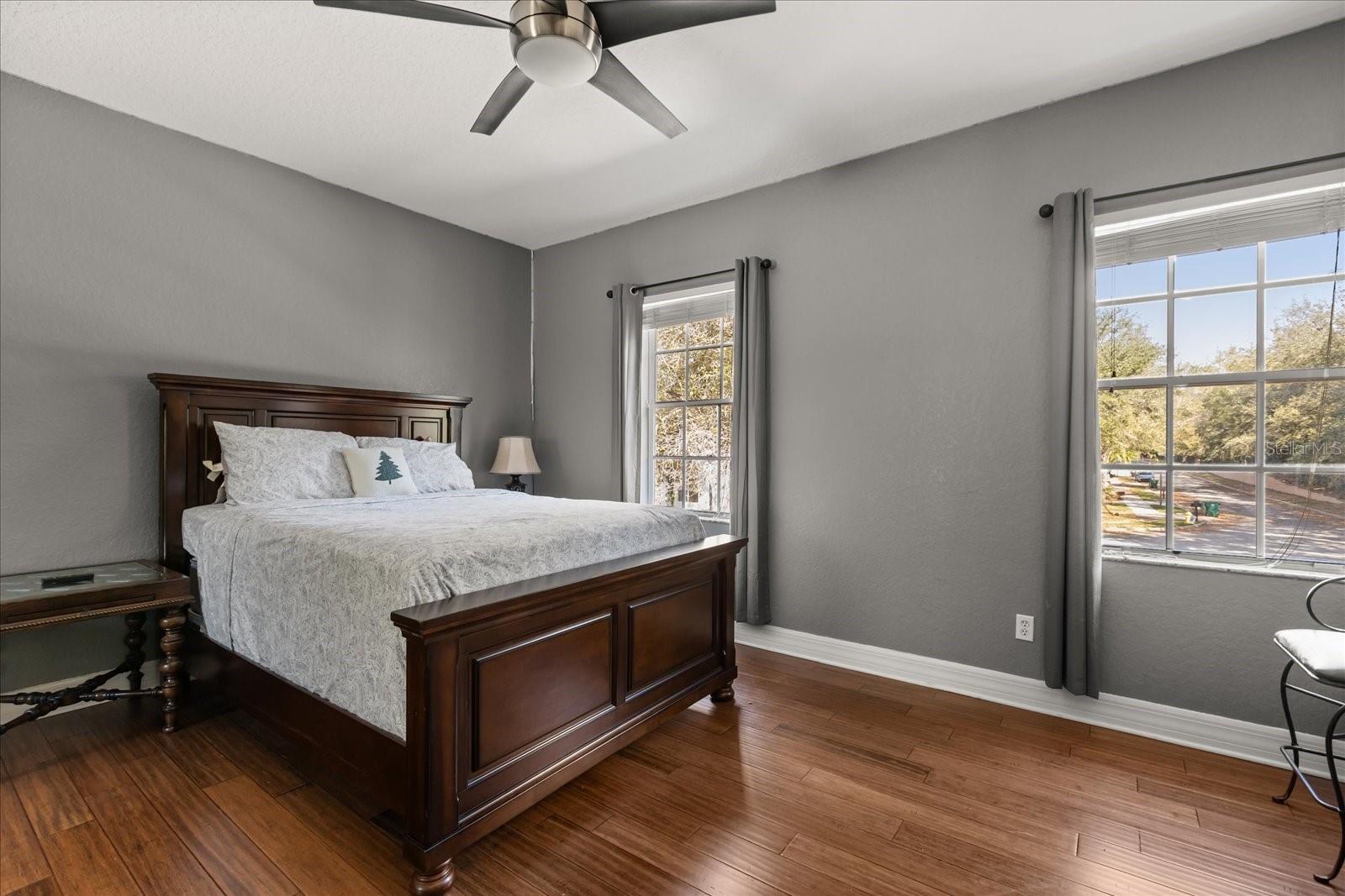 Image 40 of 68 For 2450 Dahlgren Way