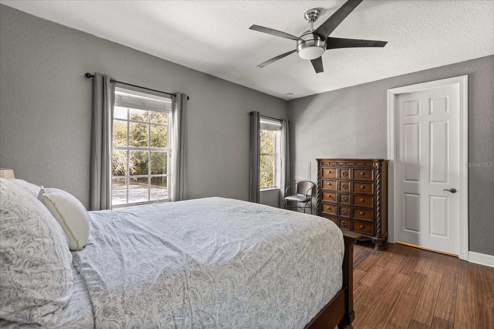 Image 42 of 68 For 2450 Dahlgren Way