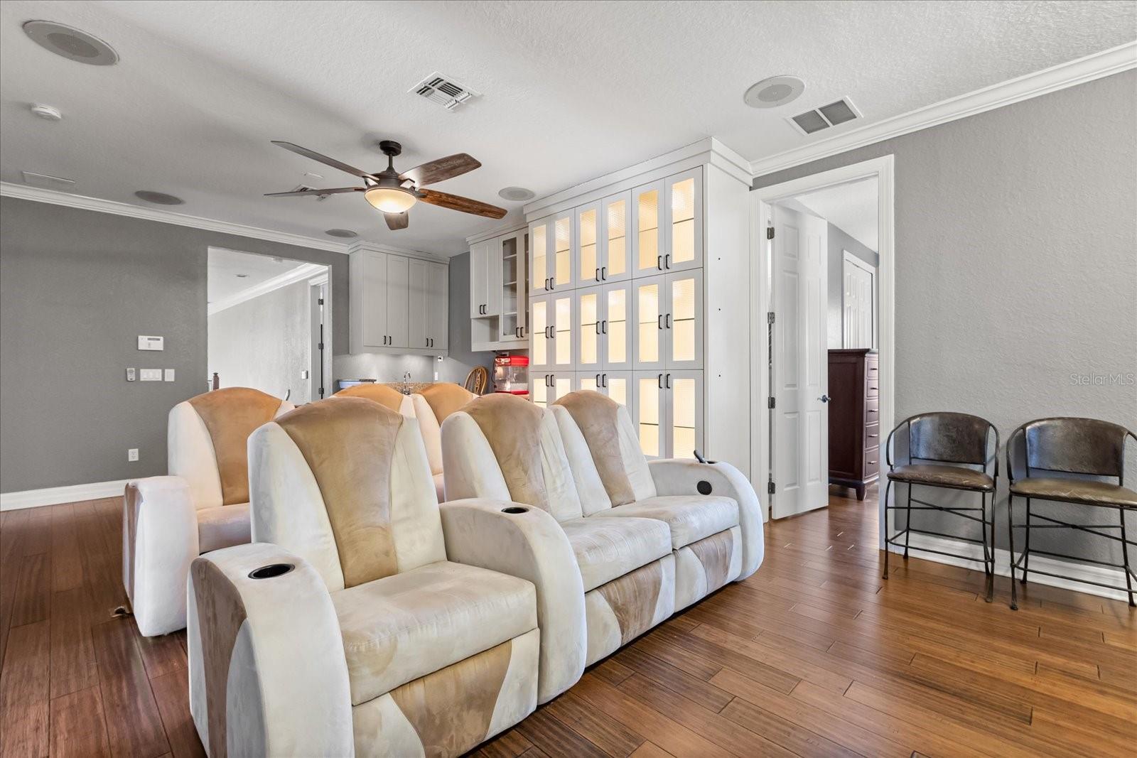 Image 47 of 68 For 2450 Dahlgren Way