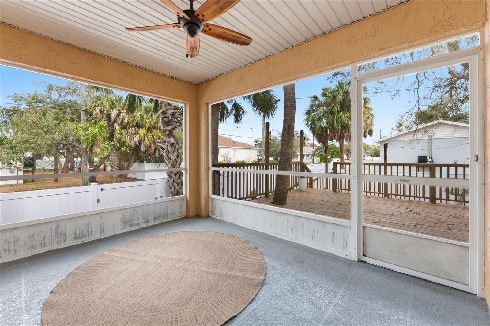 Listing photo id 20 for 7402 Germer Street