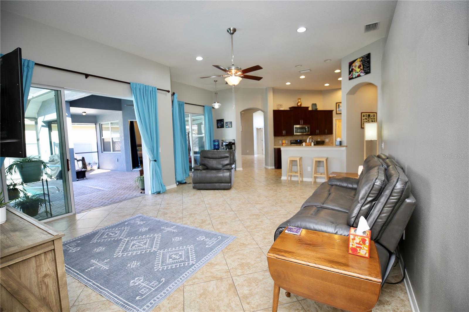 Image 22 of 49 For 10803 Rockledge View Drive