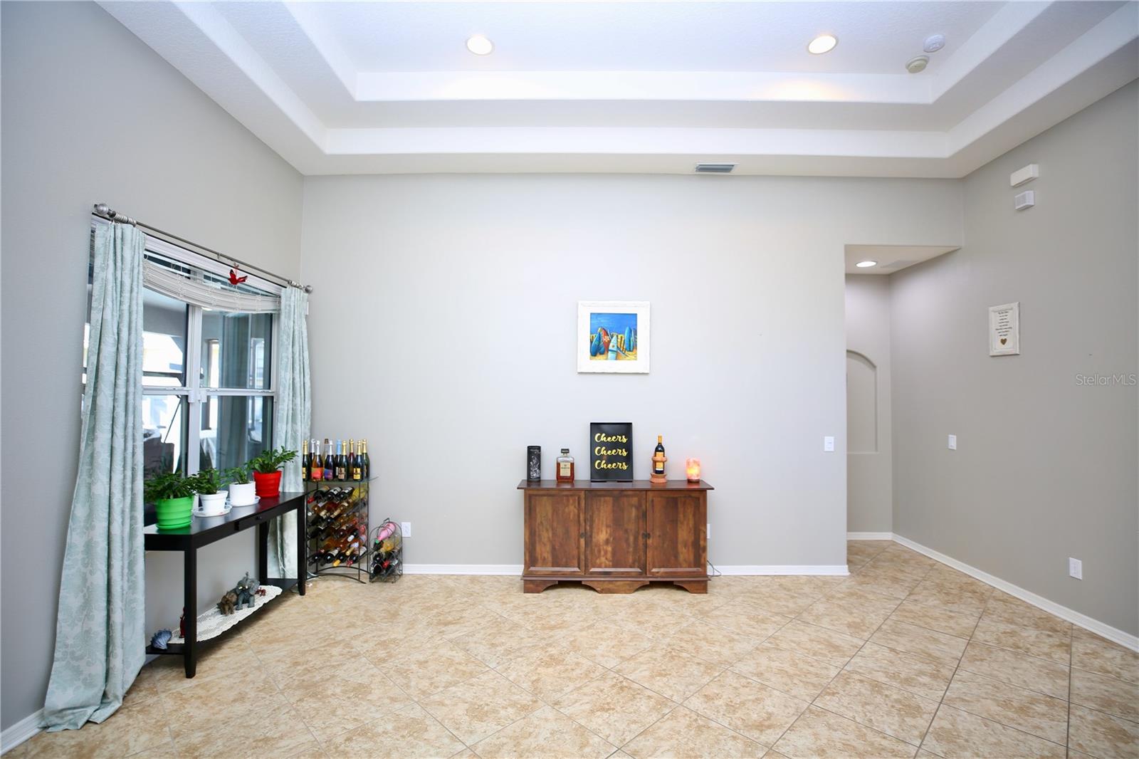 Image 7 of 49 For 10803 Rockledge View Drive