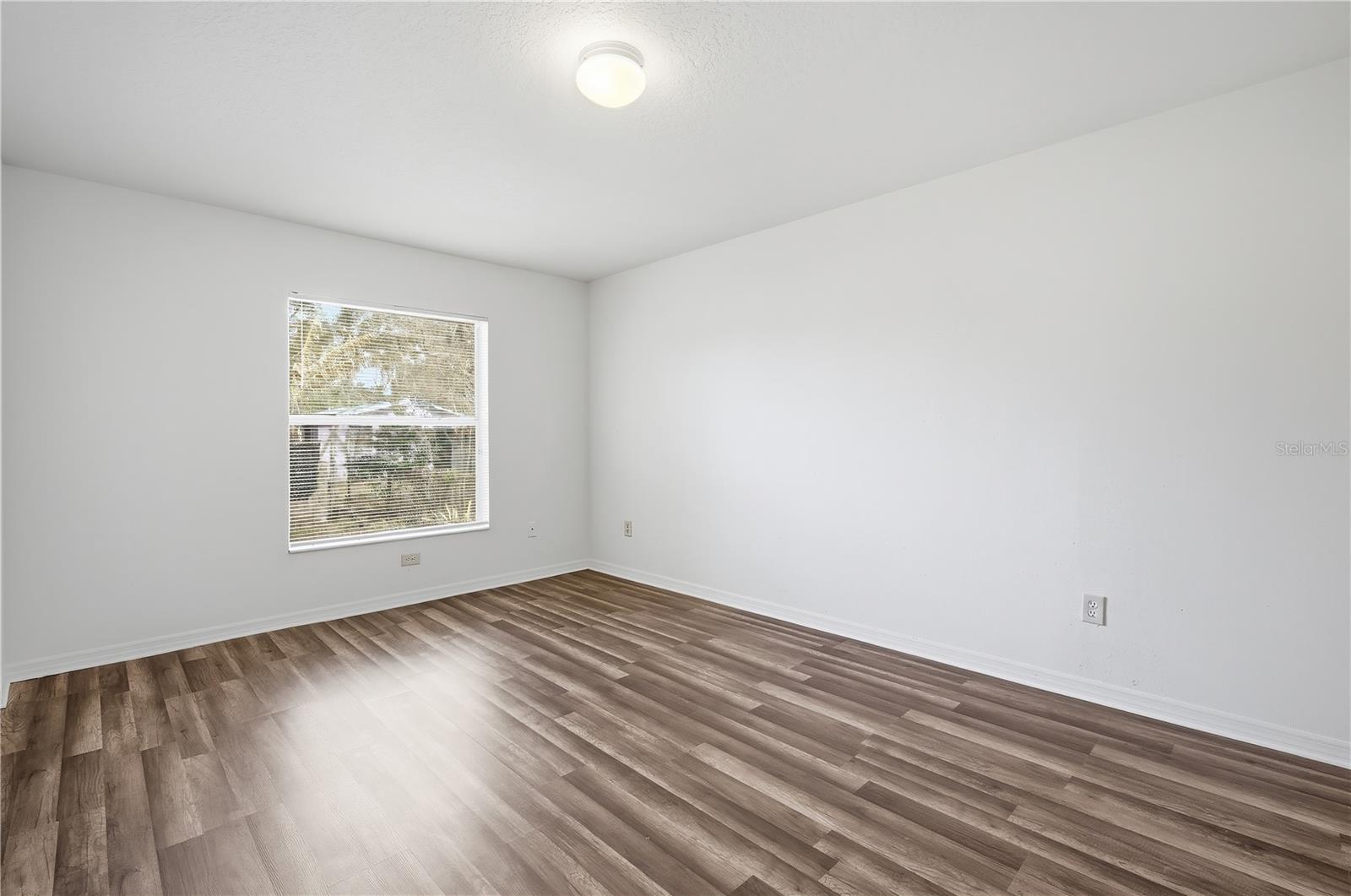 Image 12 of 21 For 3724 38th Avenue