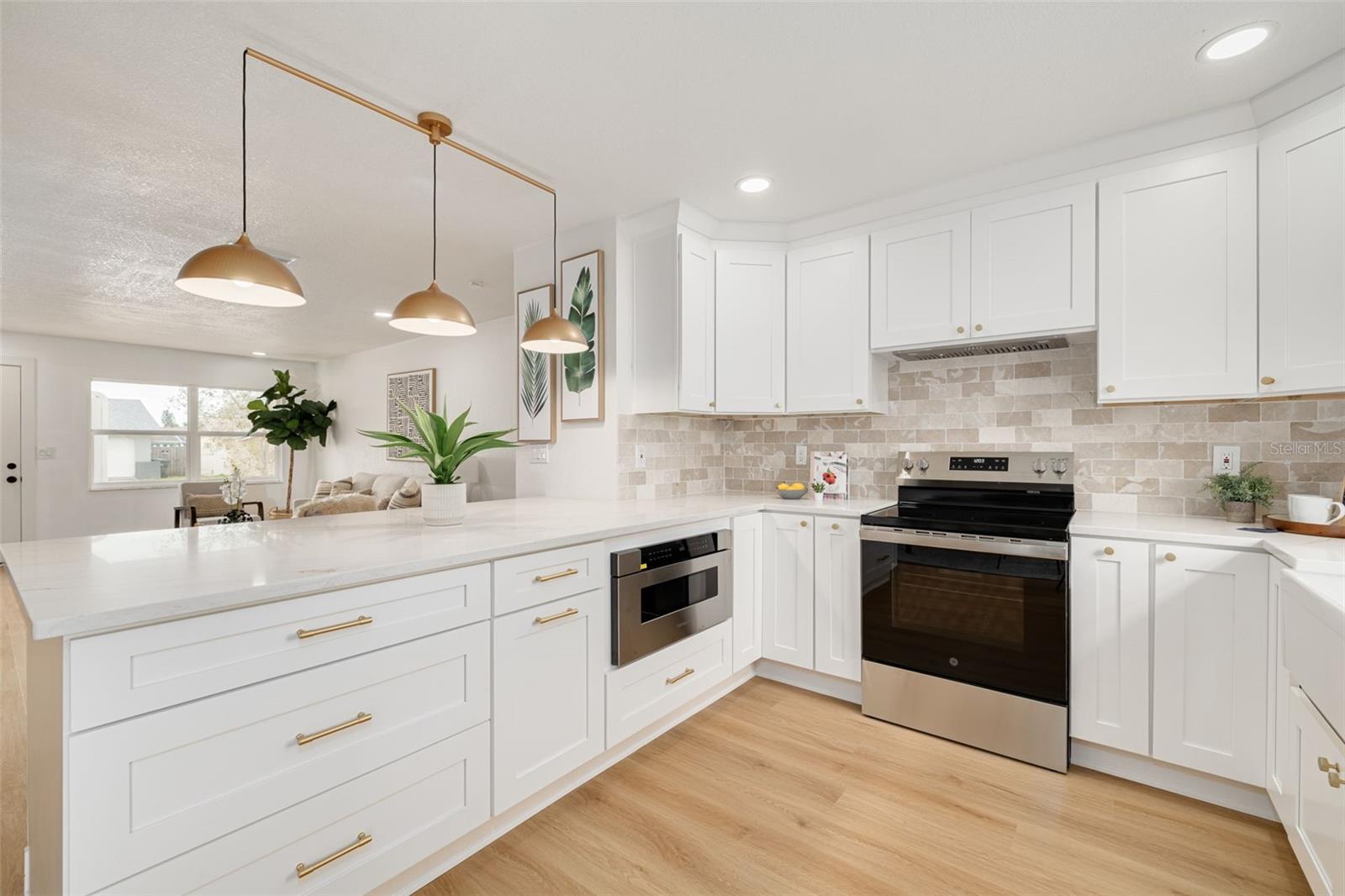 Image 15 of 34 For 12816 128th Avenue