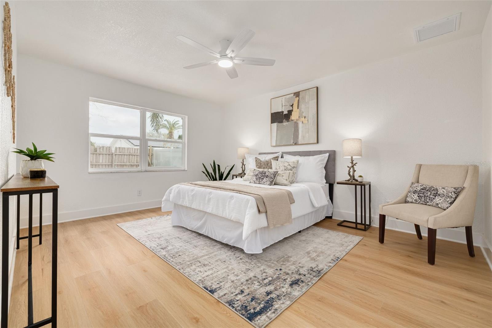 Image 18 of 34 For 12816 128th Avenue