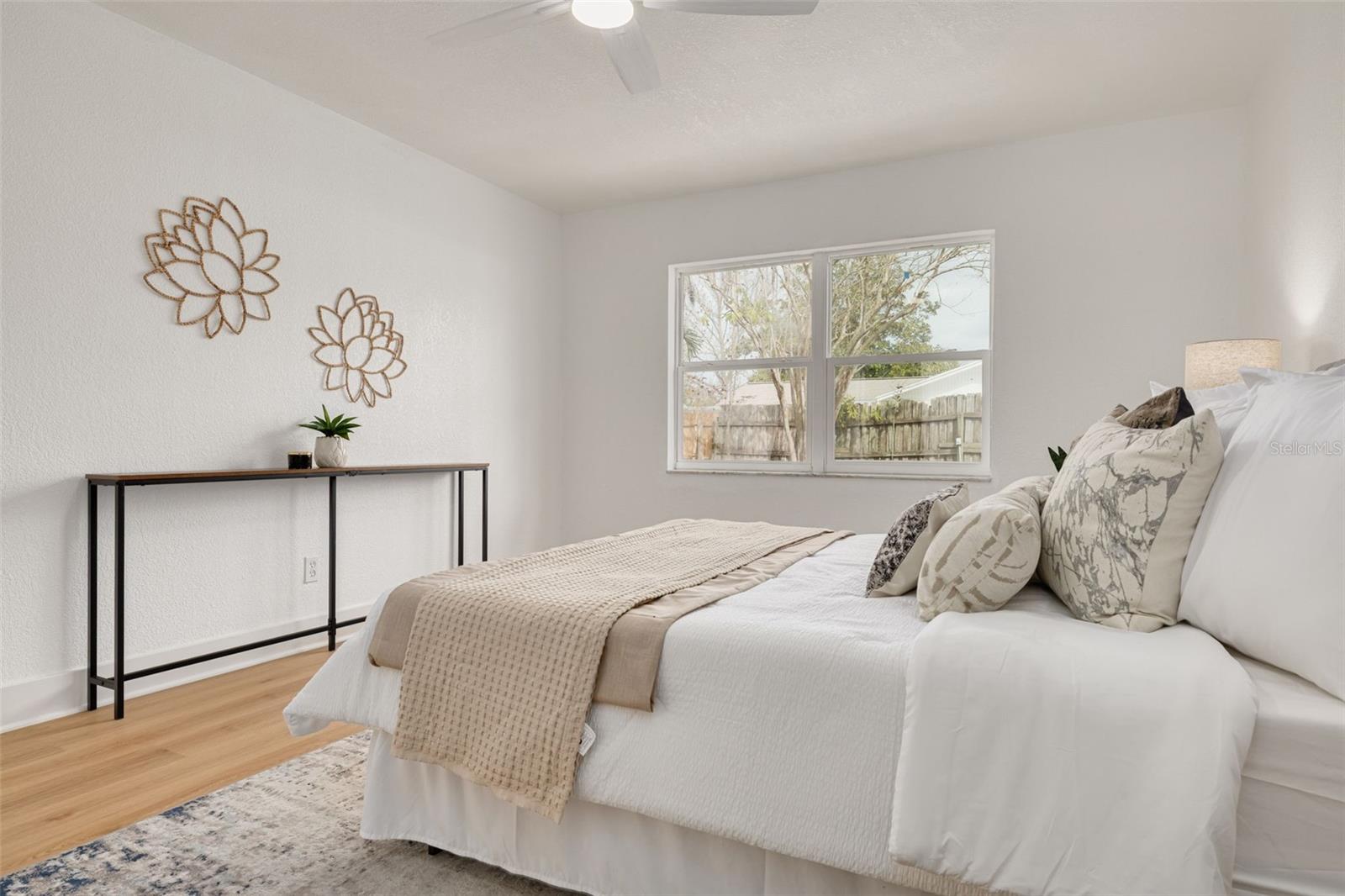 Image 19 of 34 For 12816 128th Avenue