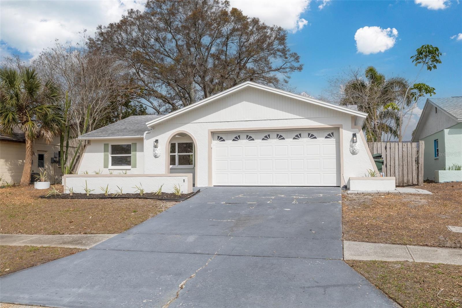 Image 6 of 34 For 12816 128th Avenue