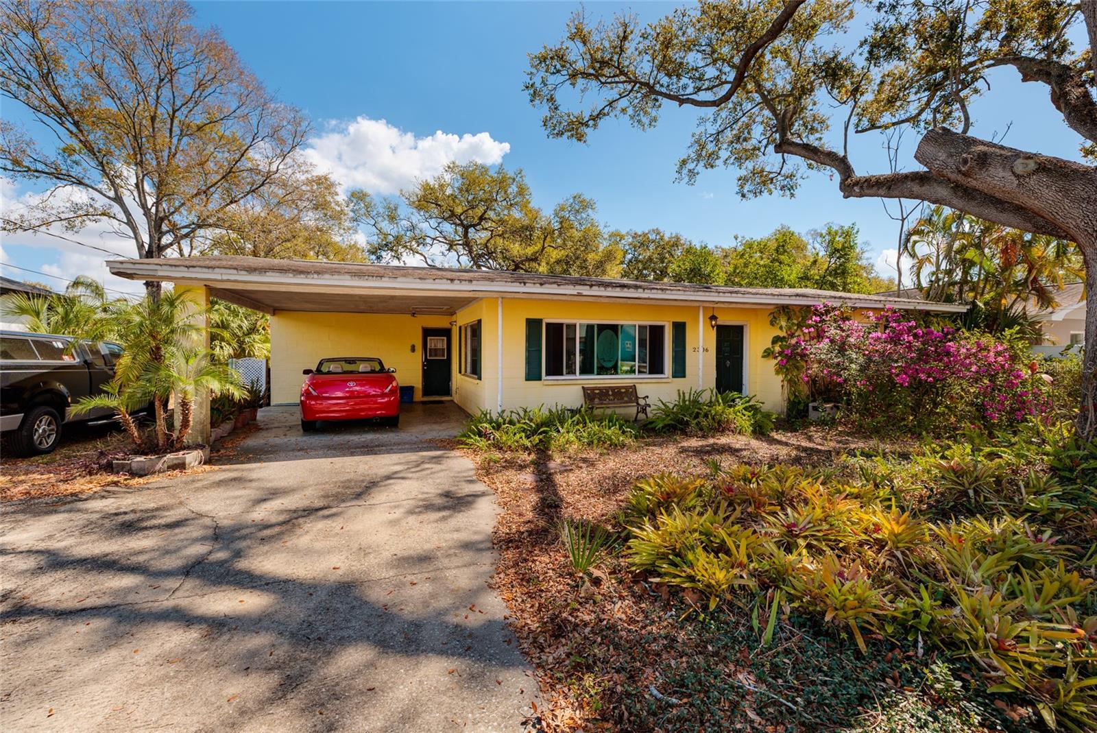 Image 10 of 30 For 2306 Lois Avenue