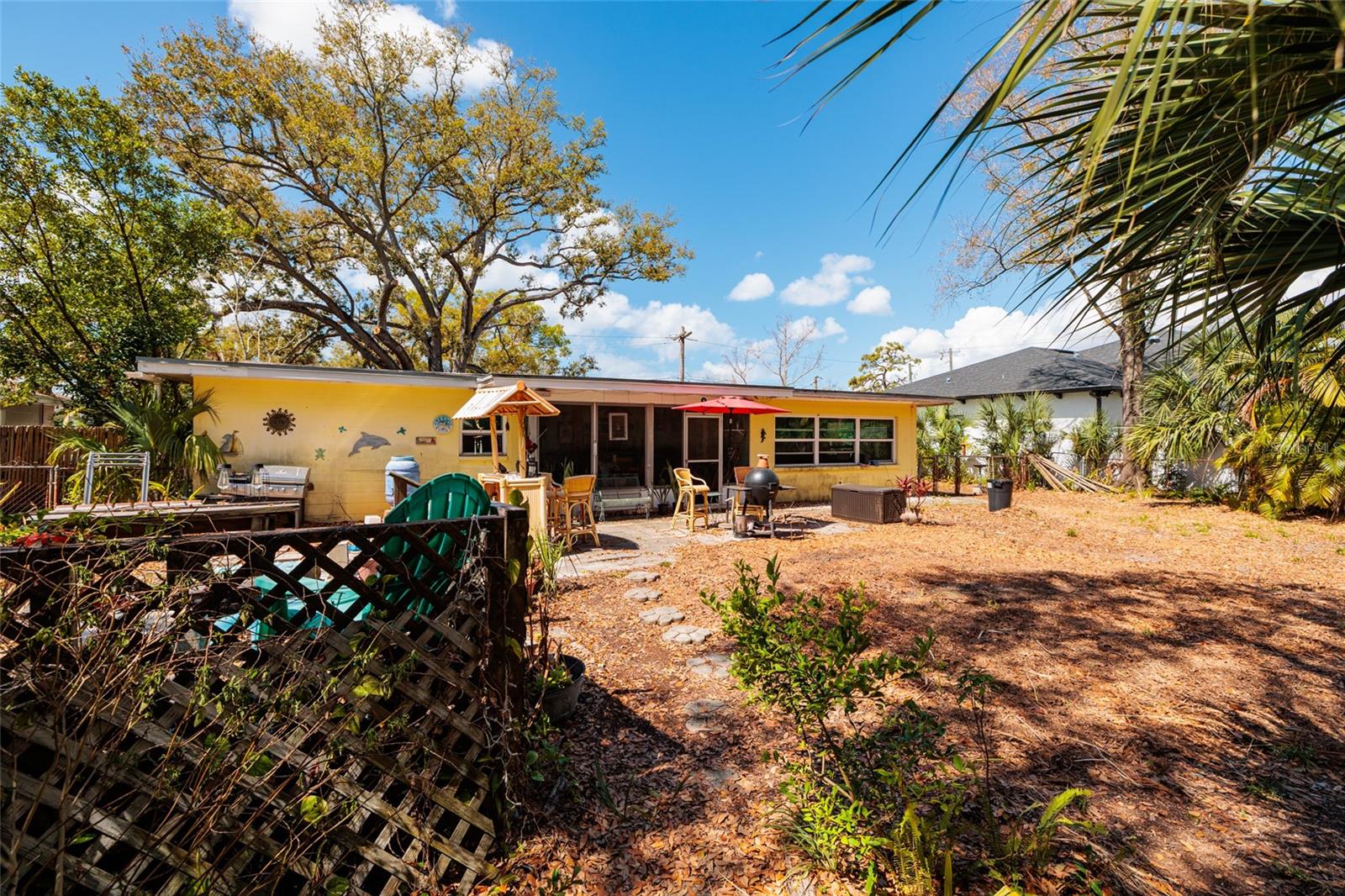 Image 14 of 30 For 2306 Lois Avenue